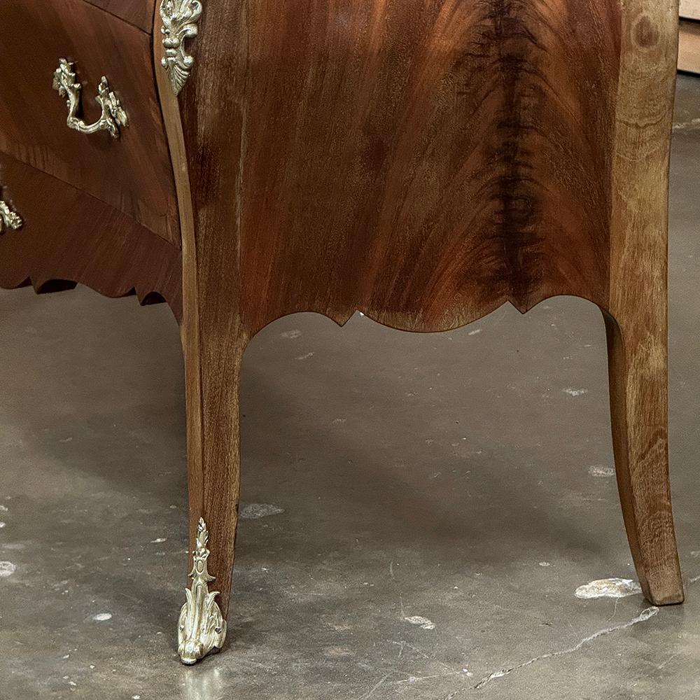 Antique French Louis XV Bombe Marble Top Commode in vendita 11