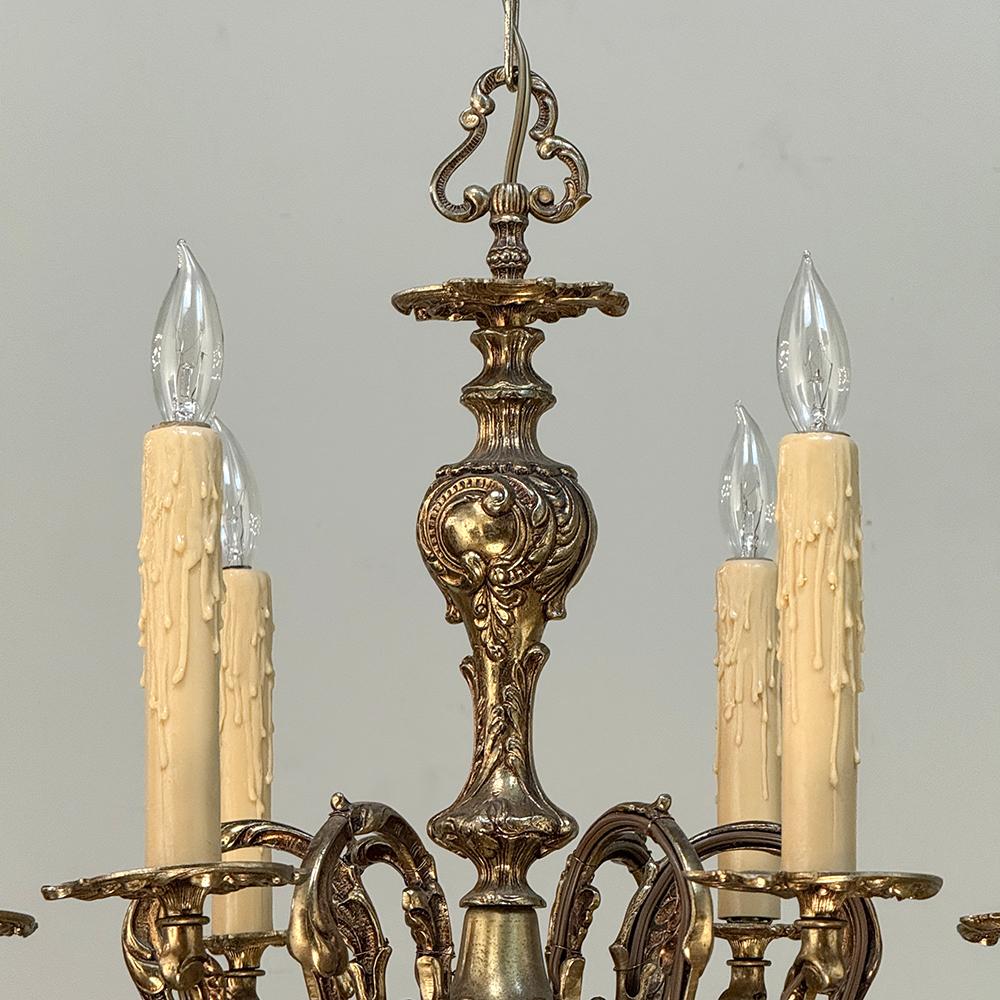 Antique French Luigi XV Lampadario in ottone in vendita 3
