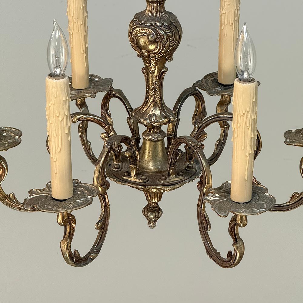 Antique French Luigi XV Lampadario in ottone in vendita 8