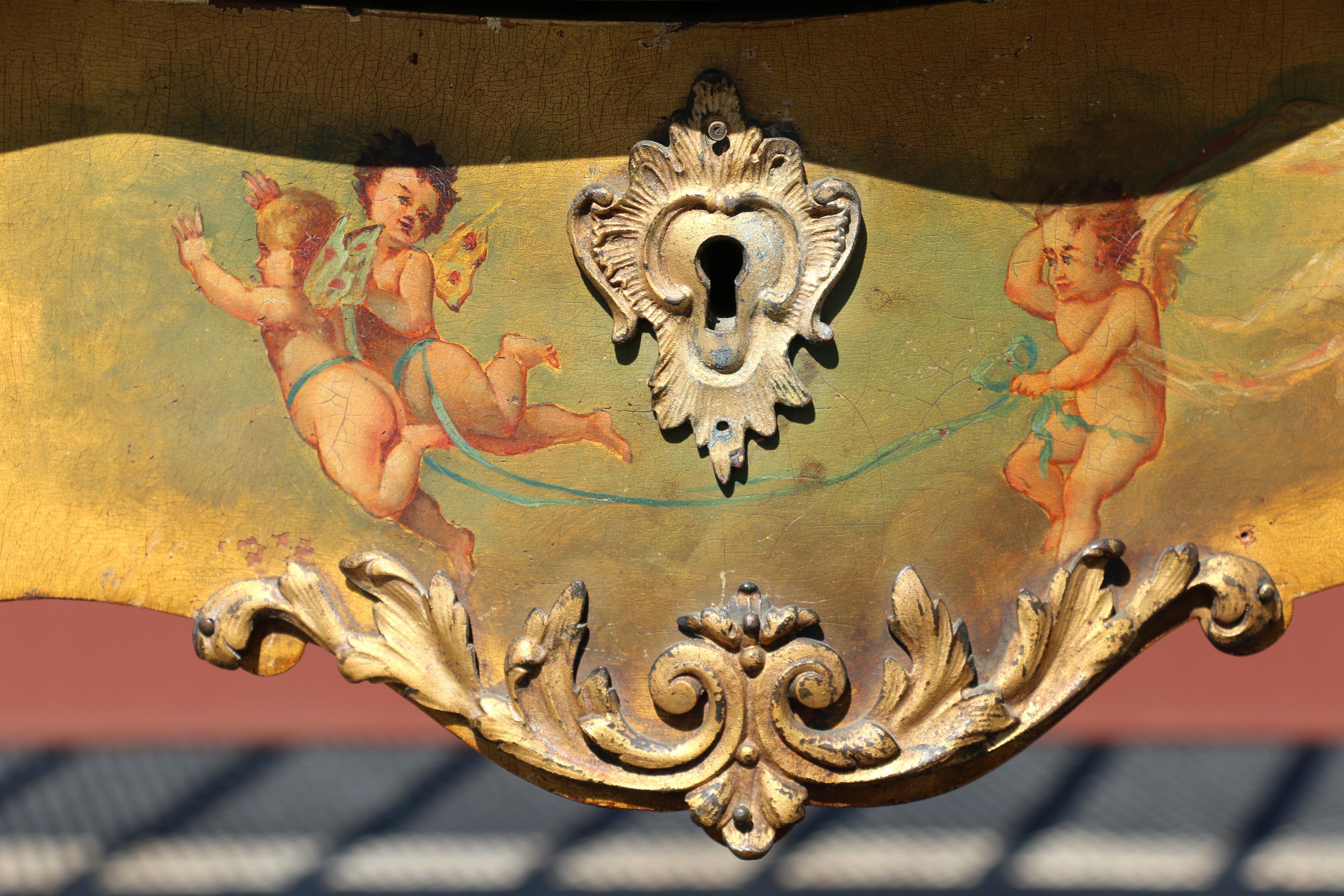 Antiker französischer Louis XV.-Schrank im Angebot 5