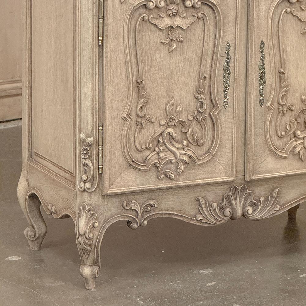Brass Antique French Louis XV Carved Vitrine ~ Curio Cabinet For Sale
