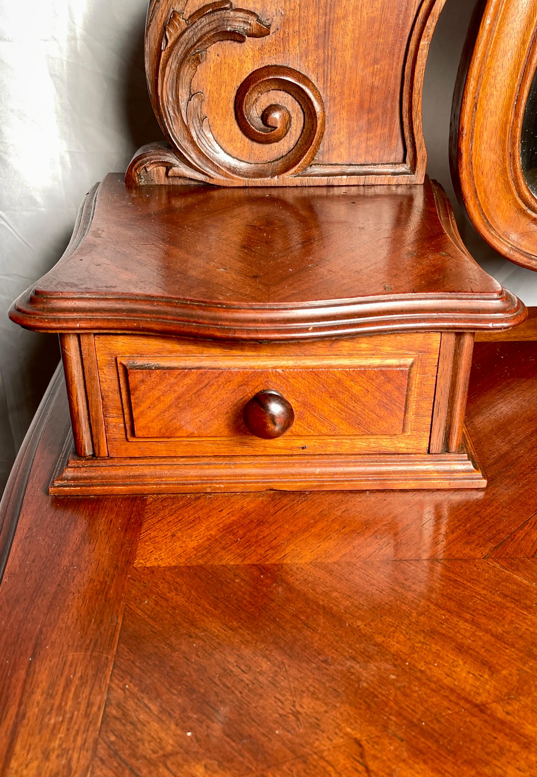 Antique French Louis XV Carved Walnut Coiffeuse or Vanity, Circa 1890 2