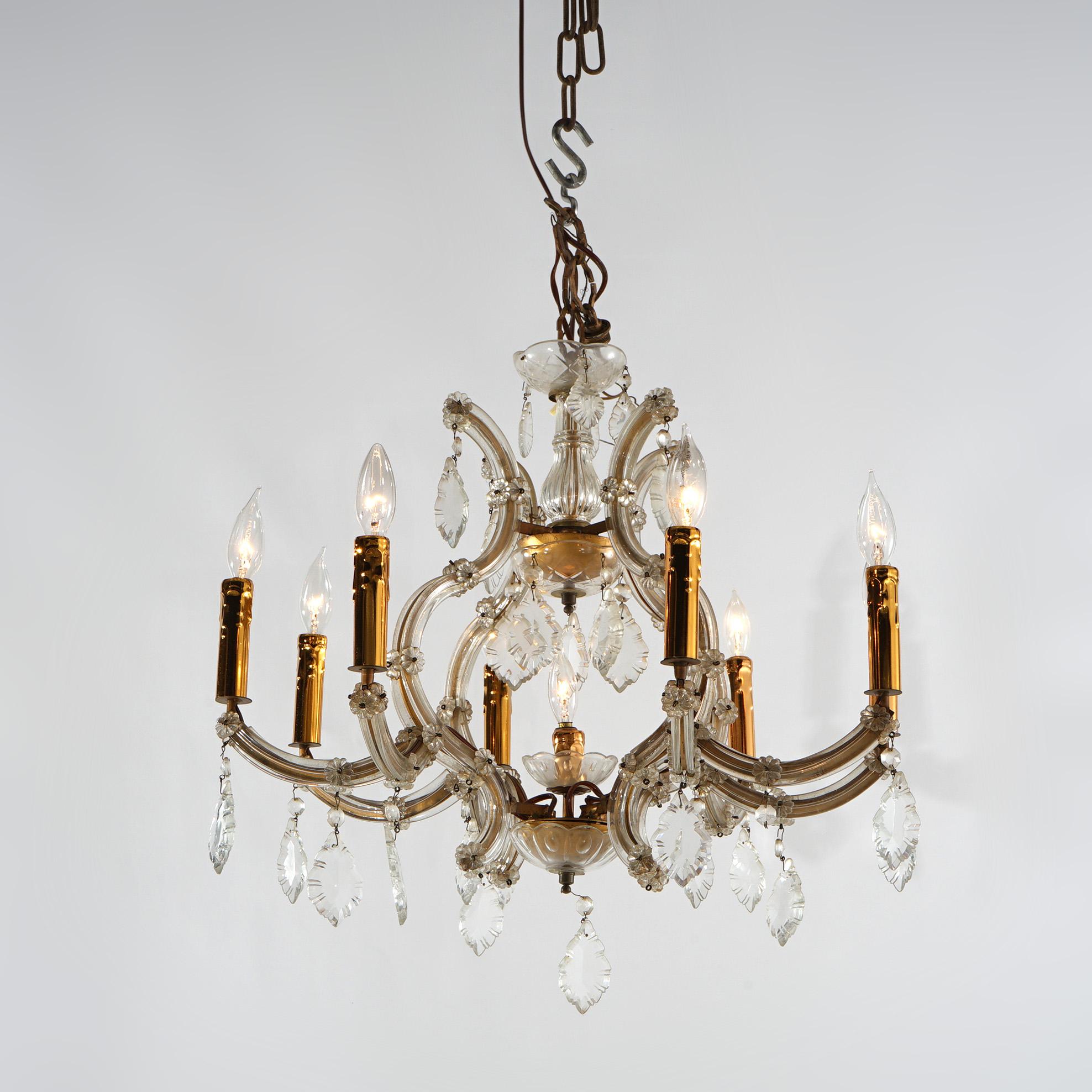 20ième siècle Lustre français ancien à huit lumières en cristal taillé Louis XV C1920 en vente