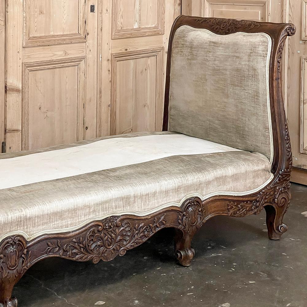 Antique French Louis XV Day Bed ~ Sofa For Sale 5