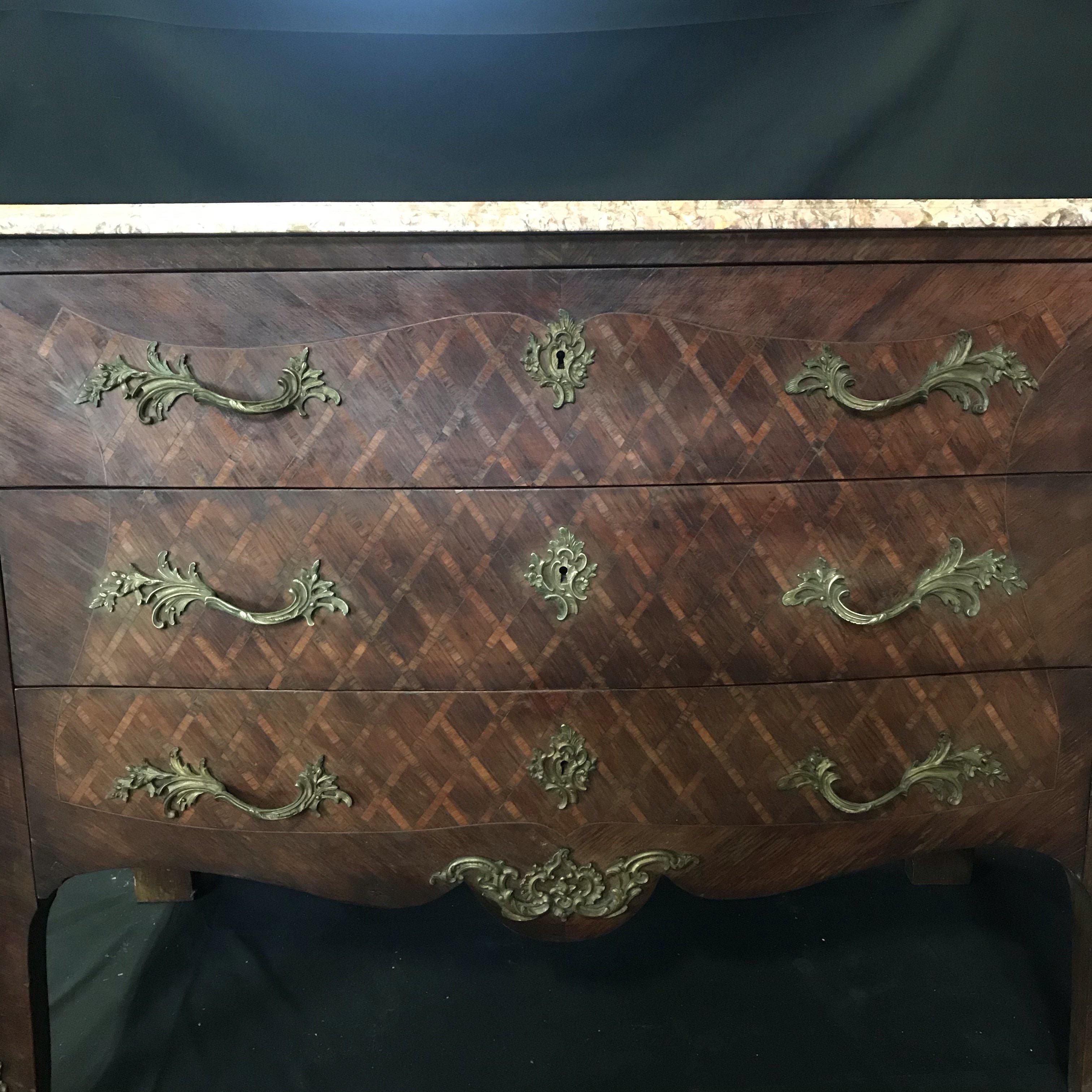 Antique French Louis XV Diamond Marquetry Commode Chest of Drawers For Sale 13