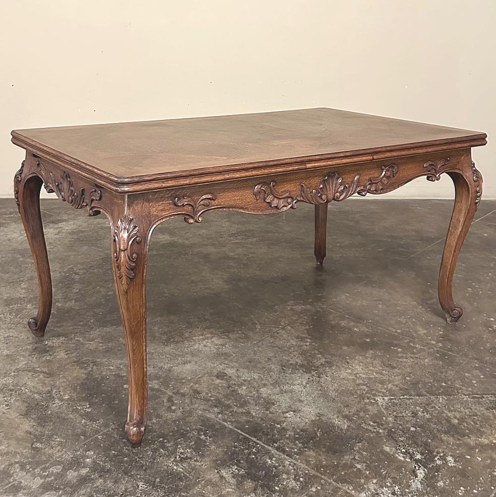 Antique French Louis XV Draw Leaf Dining Table In Good Condition For Sale In Dallas, TX