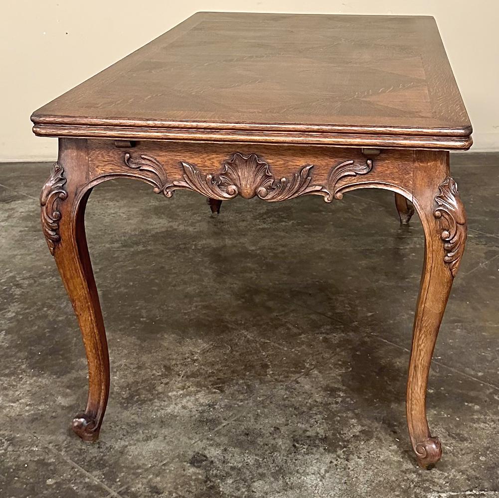 20th Century Antique French Louis XV Draw Leaf Dining Table For Sale
