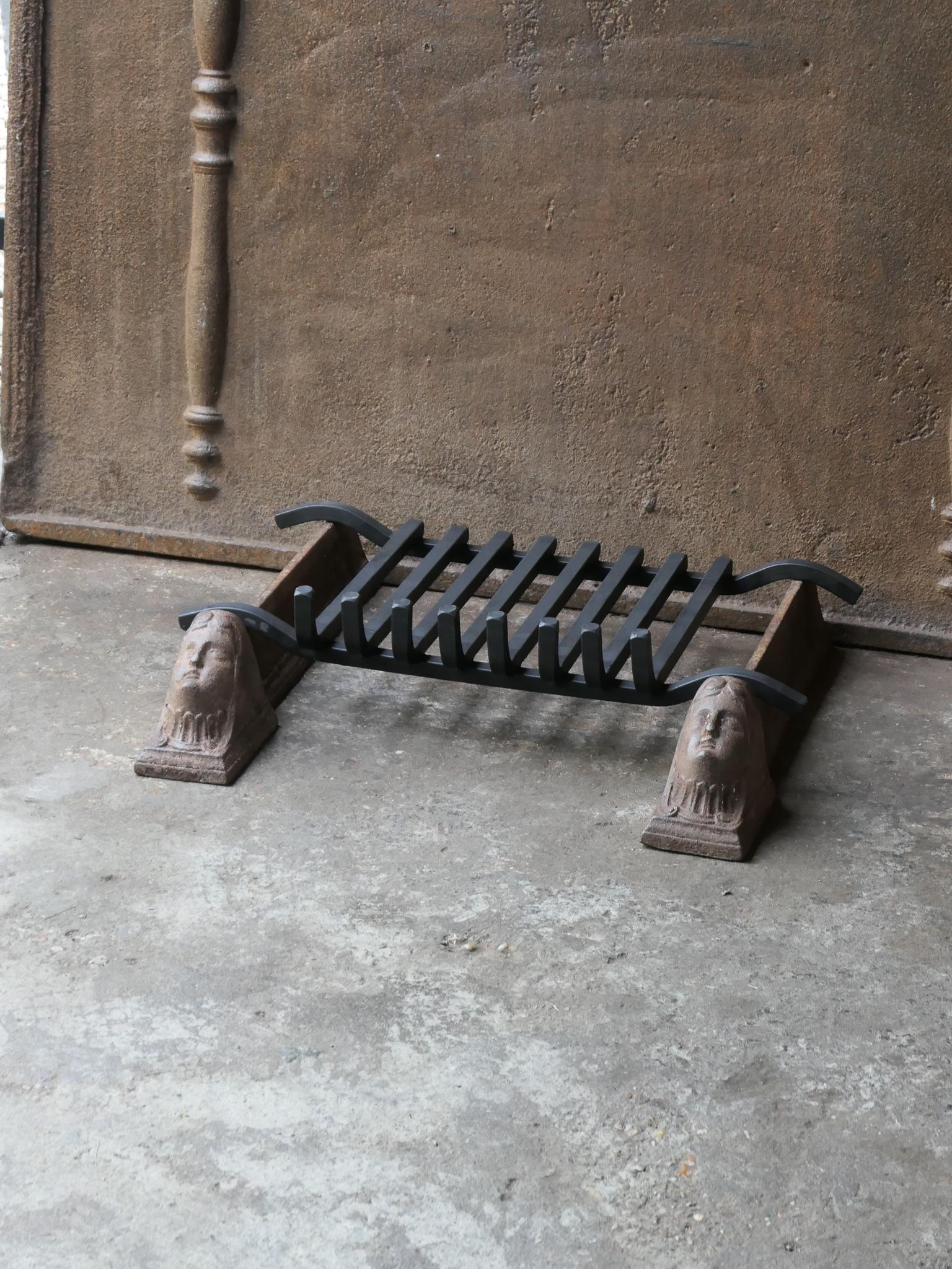 Antique French Louis XV Fire Grate, Fireplace Grate, 18th Century In Good Condition In Amerongen, NL