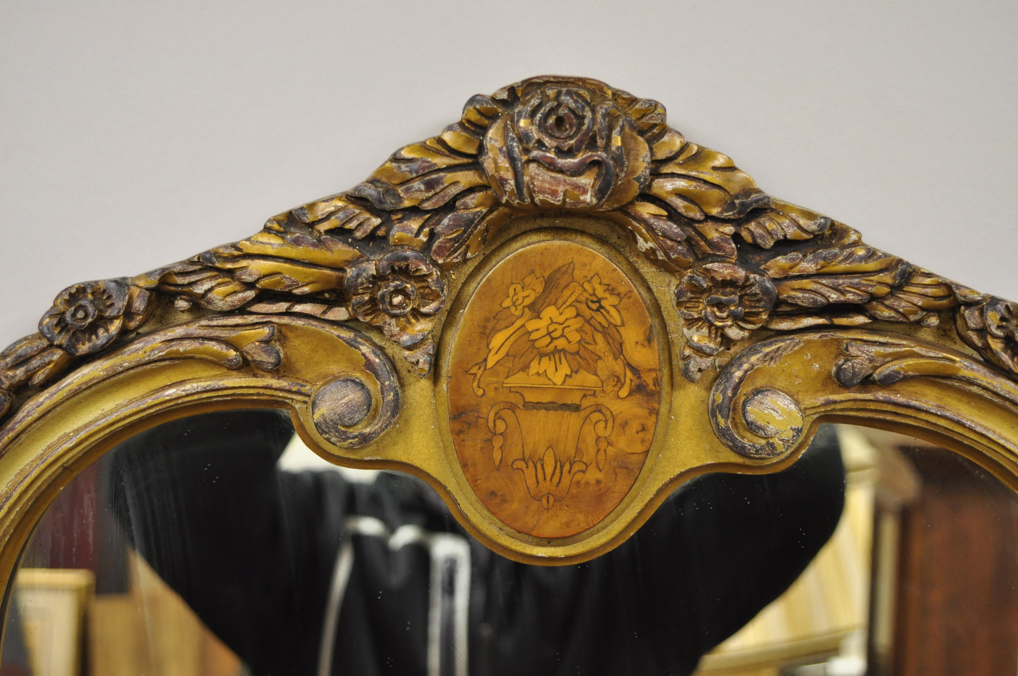 Antike französische Louis XV-Kommode aus Mahagoni mit Blumenmuster und Intarsien aus Seidenholz und Spiegel im Angebot 3