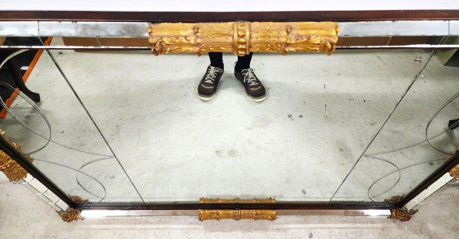 Miroir ancien français Louis XV en bois doré 60