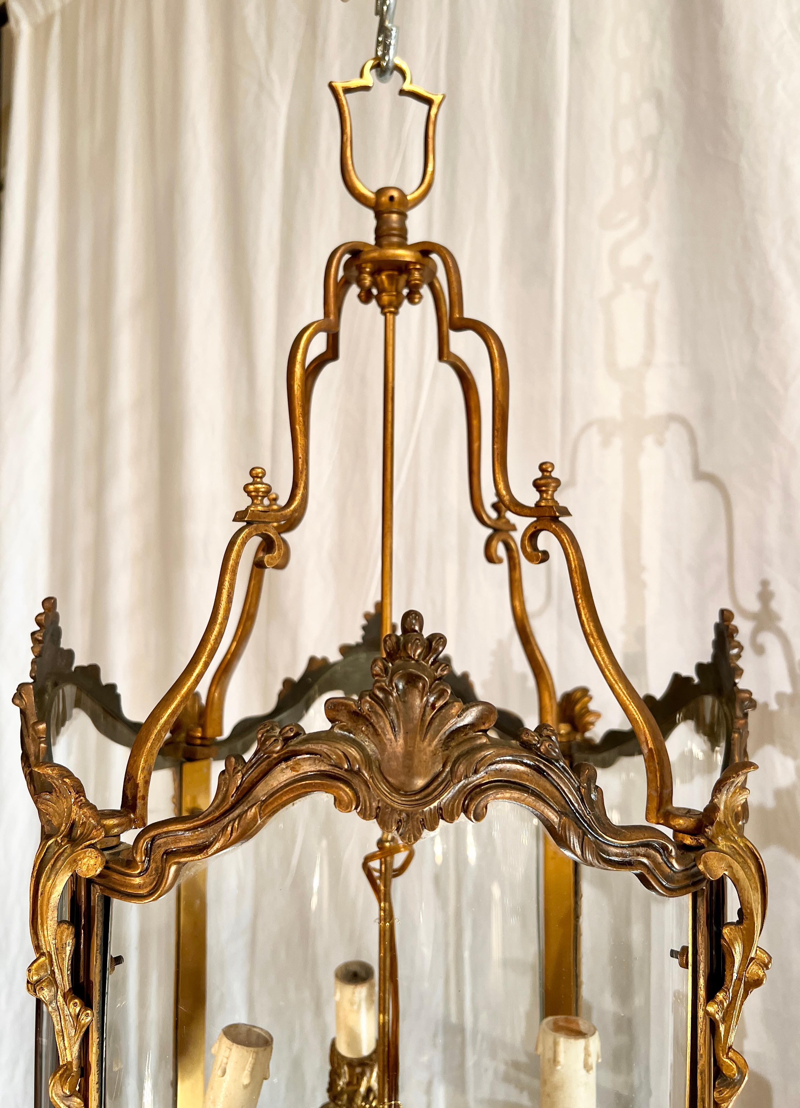Antique French Louis XV Gold Bronze 4 Light Lantern, Circa 1900. In Good Condition For Sale In New Orleans, LA