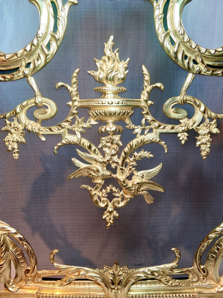 Antique French Louis XV gold bronze fire screen, Circa 1880.