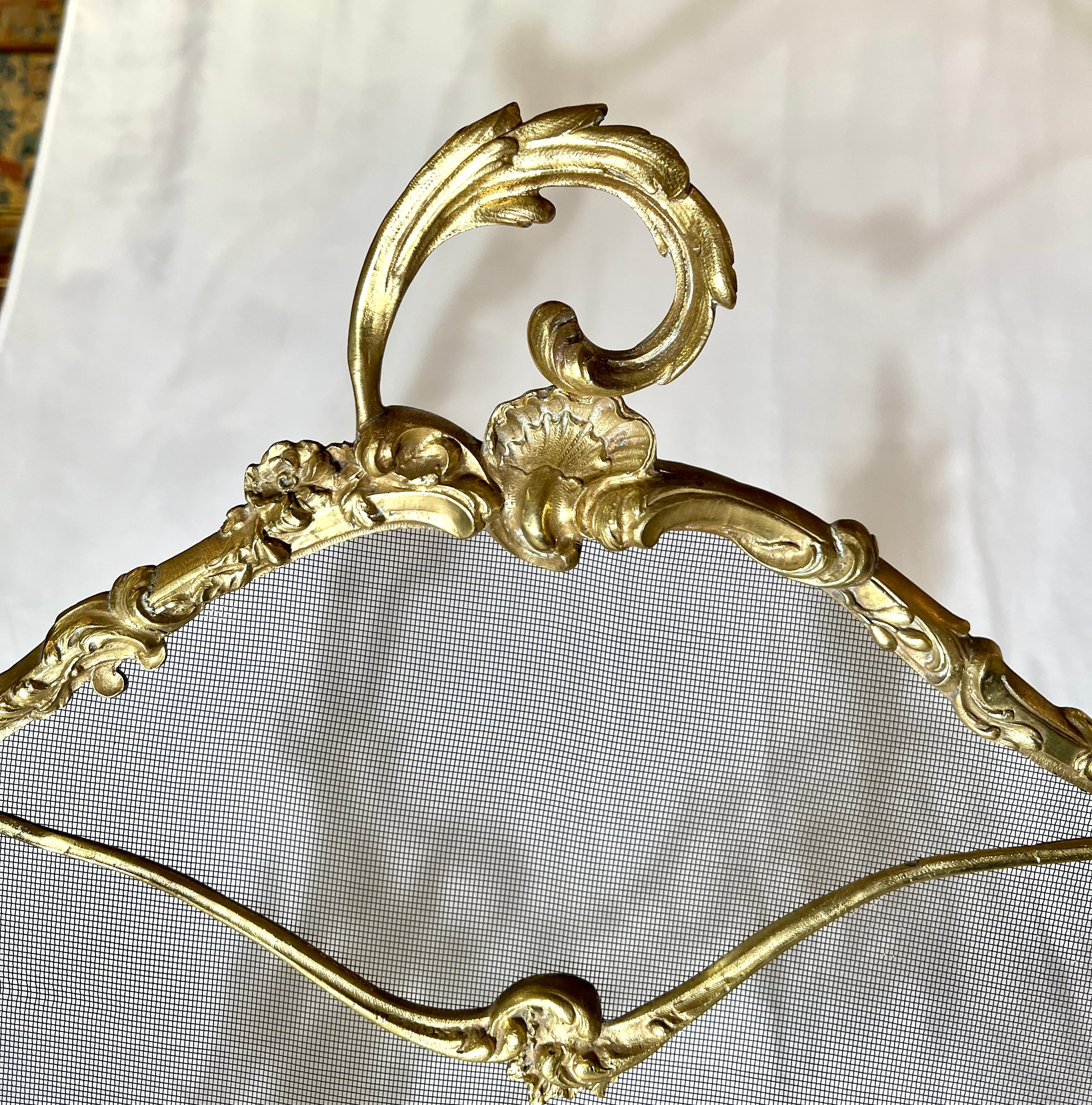 Antique French Louis XV Gold Bronze Fire Screen, Circa 1880. For Sale 1