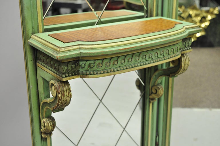 Antique French Louis XV Green Gold 3-Panel Folding Dressing Vanity Screen Mirror In Good Condition For Sale In Philadelphia, PA