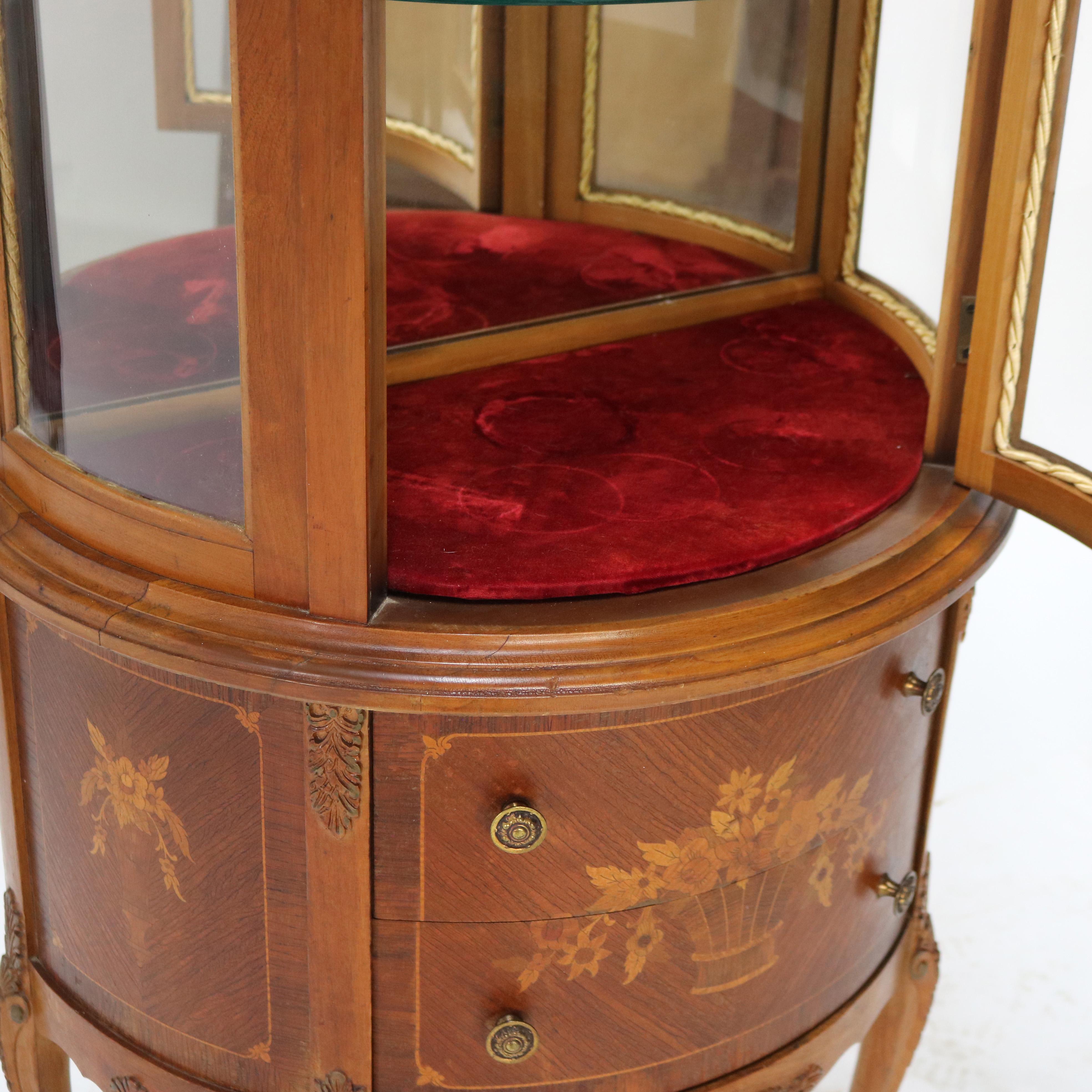 Antique French Louis XV Mahogany & Satinwood Vitrine with Floral Marquetry C1890 In condizioni buone in vendita a Big Flats, NY