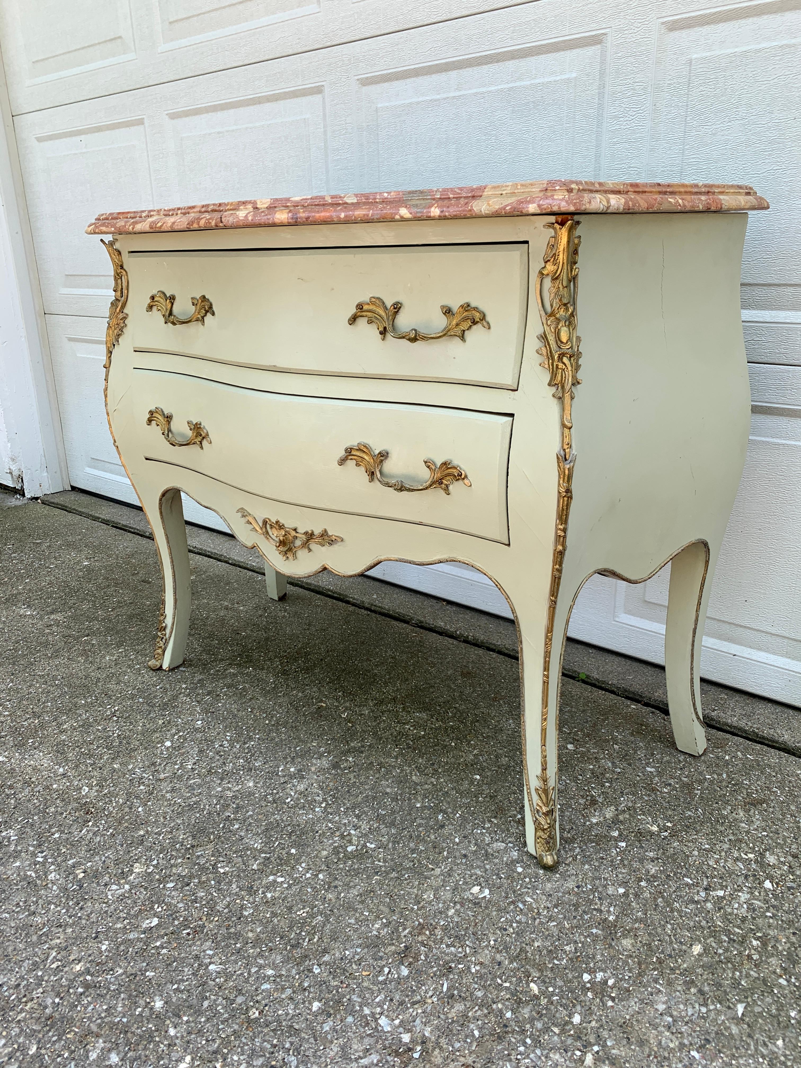 Francese Antique French Louis XV Marble Top Bombay Chest Commode With Mounted Ormolu in vendita