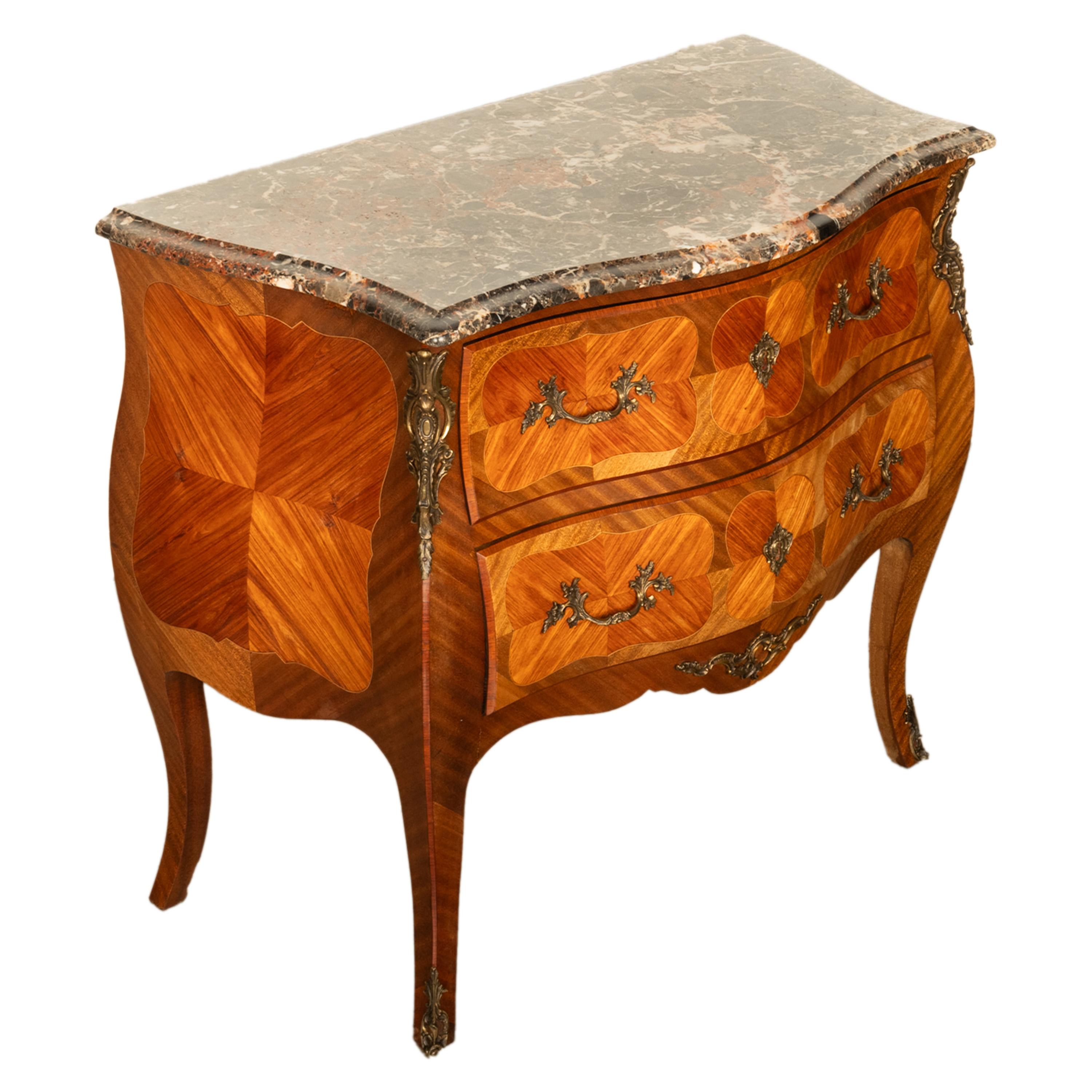 Palissandro Antique French Louis XV Marble Top Ormolu Bombe Shape Inlaid Tulip-wood Commode in vendita