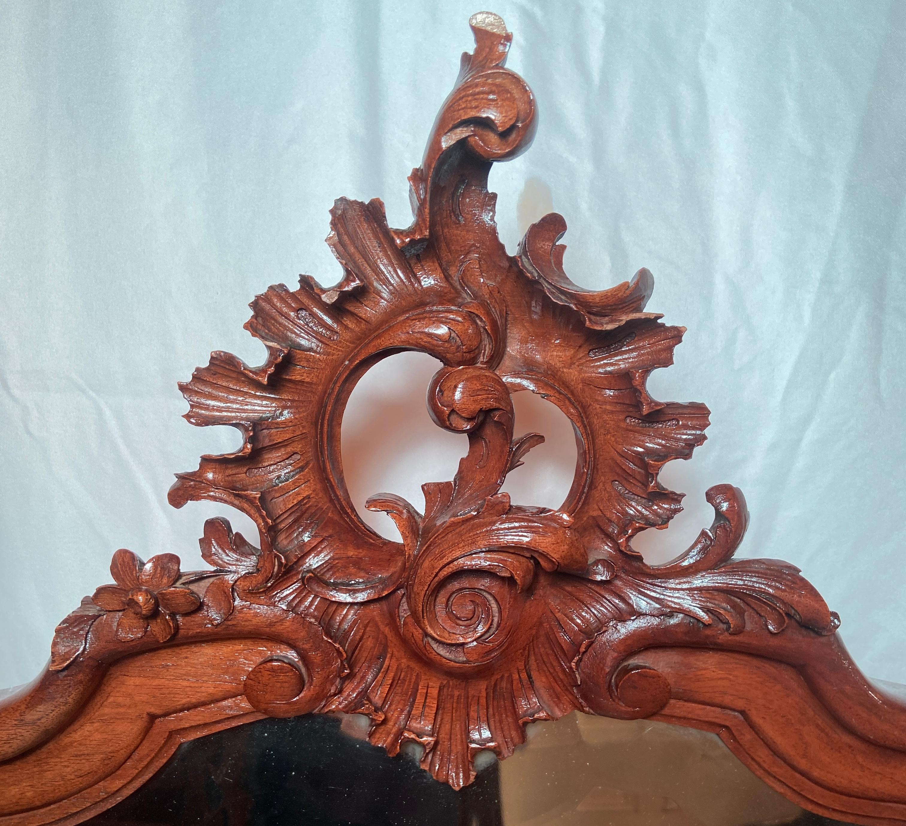 coiffeuse meuble avec marbre ancienne