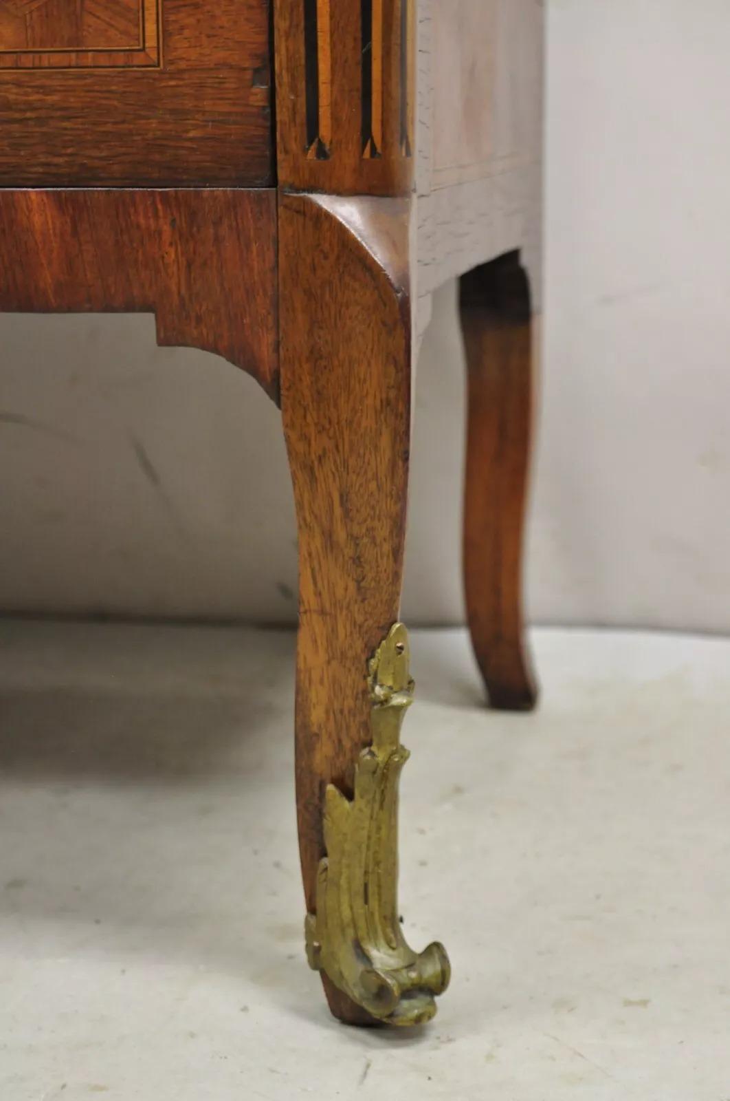 Antique French Louis XV intarsio di marmo Piano in bronzo Ormolu Commode Dresser in vendita 6
