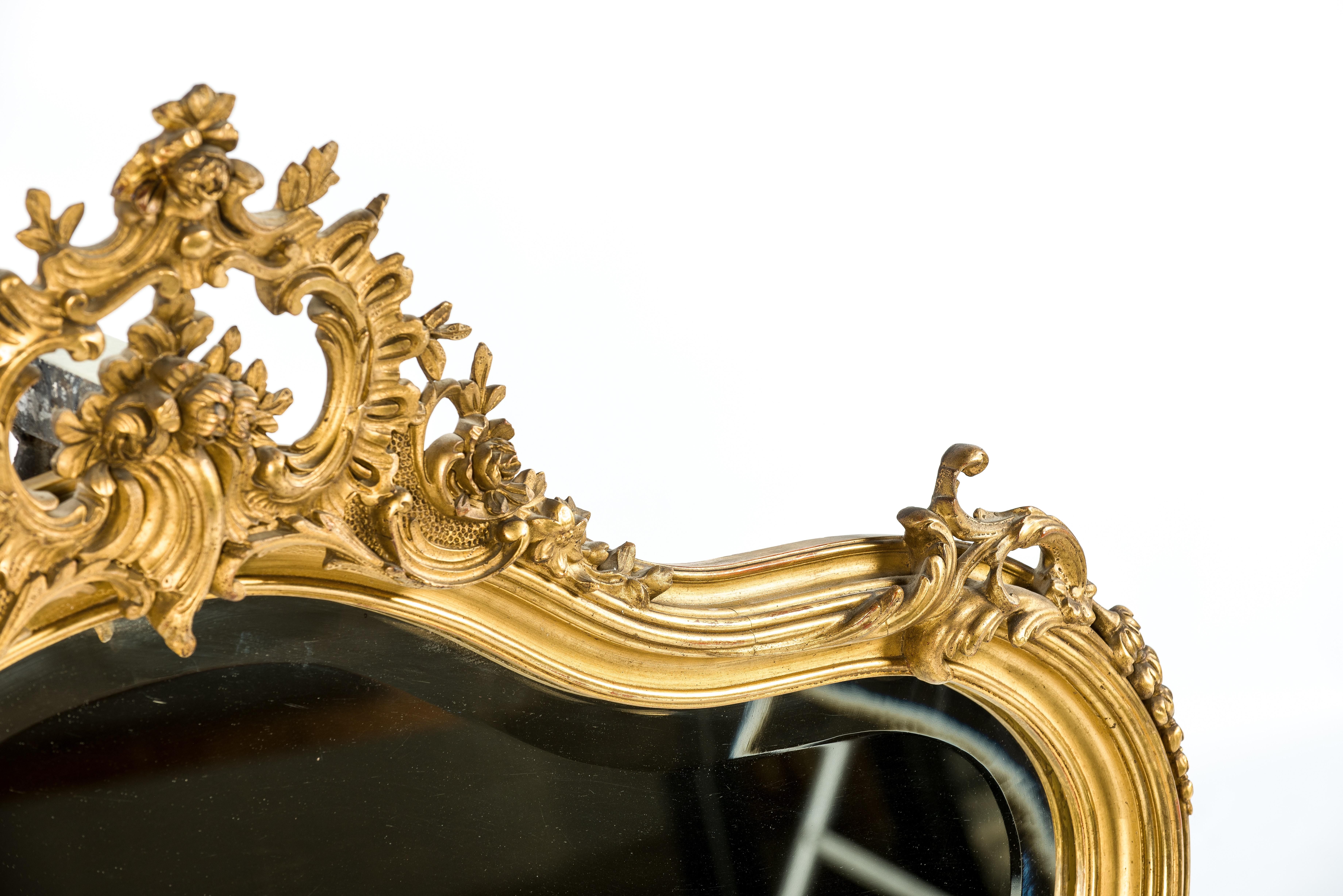 Antique French Louis XV or Rococo Gold Gilt Mirror with Facetted Glass 3