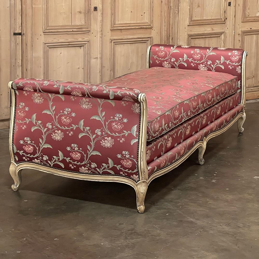 Antique French Louis XV Painted Day Bed ~ Sofa For Sale 7