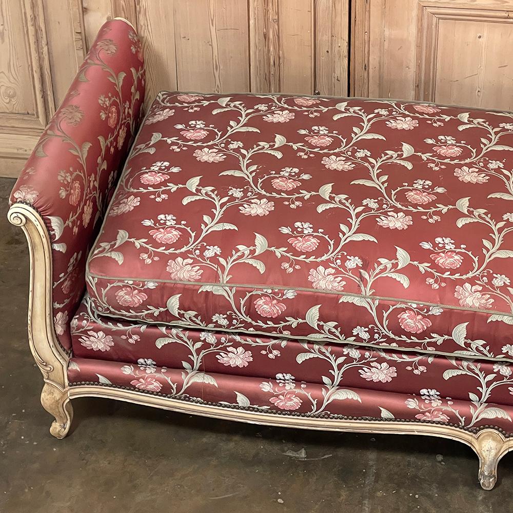 20th Century Antique French Louis XV Painted Day Bed ~ Sofa For Sale