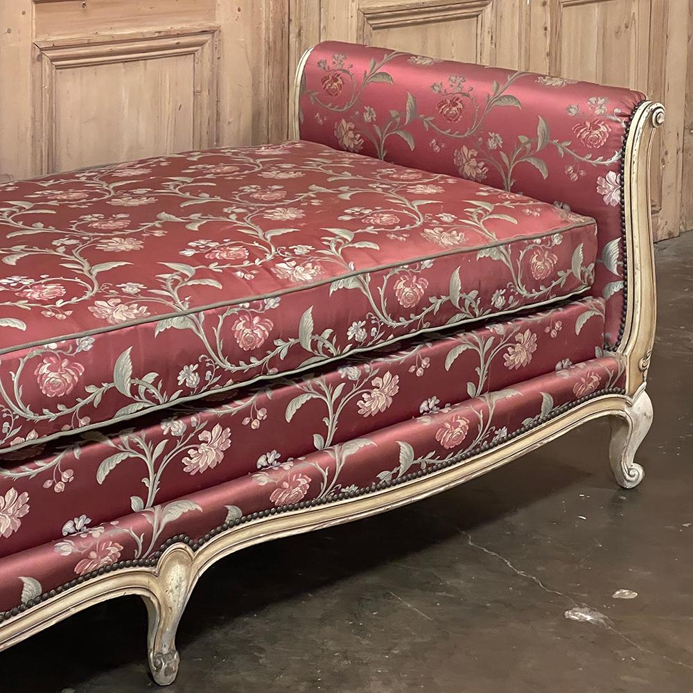 Antique French Louis XV Painted Day Bed ~ Sofa For Sale 2