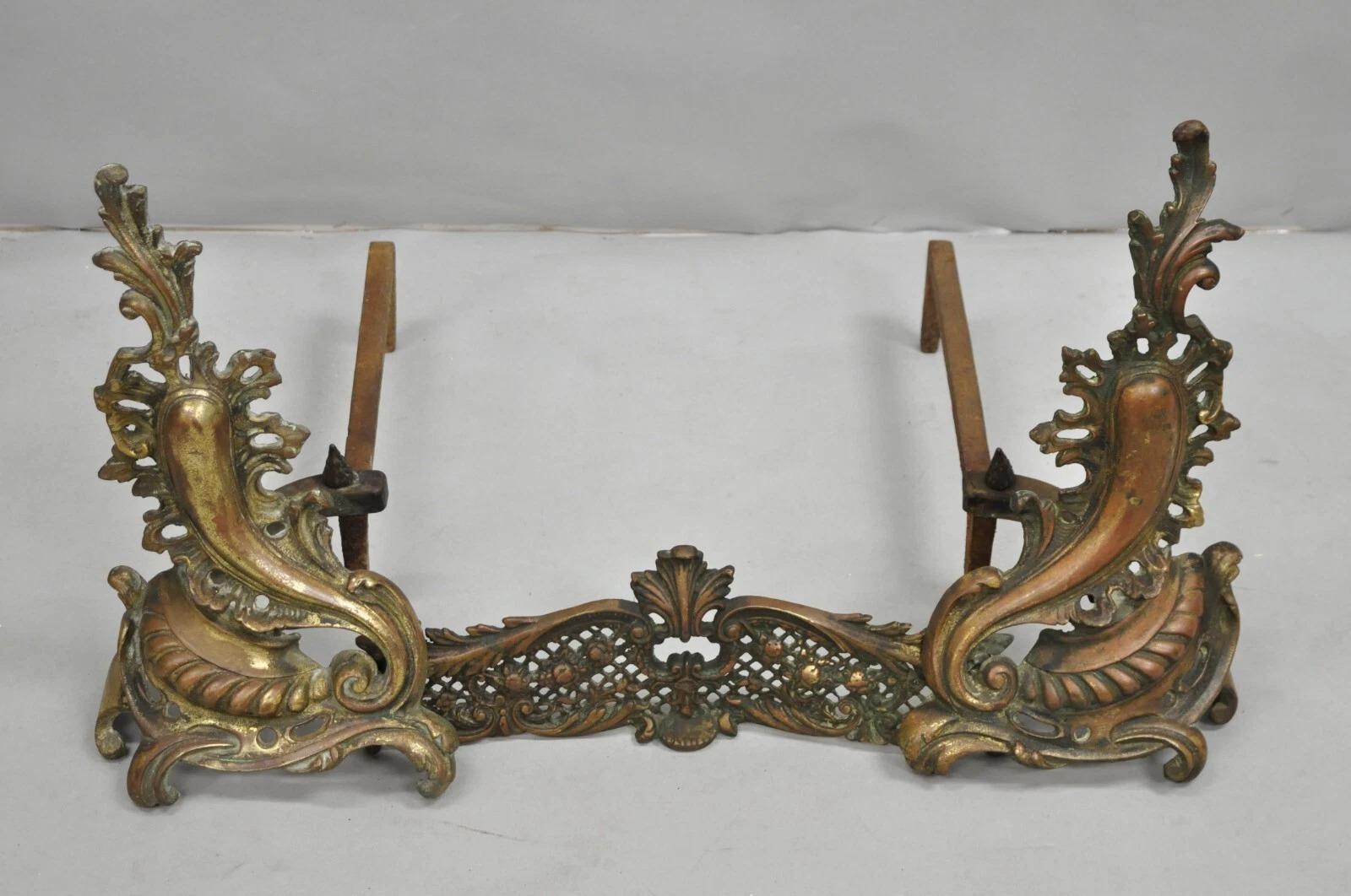 Antique French Louis XV Rococo Style Patinated Brass Bronze Small Fireplace Andirons & Fender. Circa Early 20th Century. Measurements: 17
