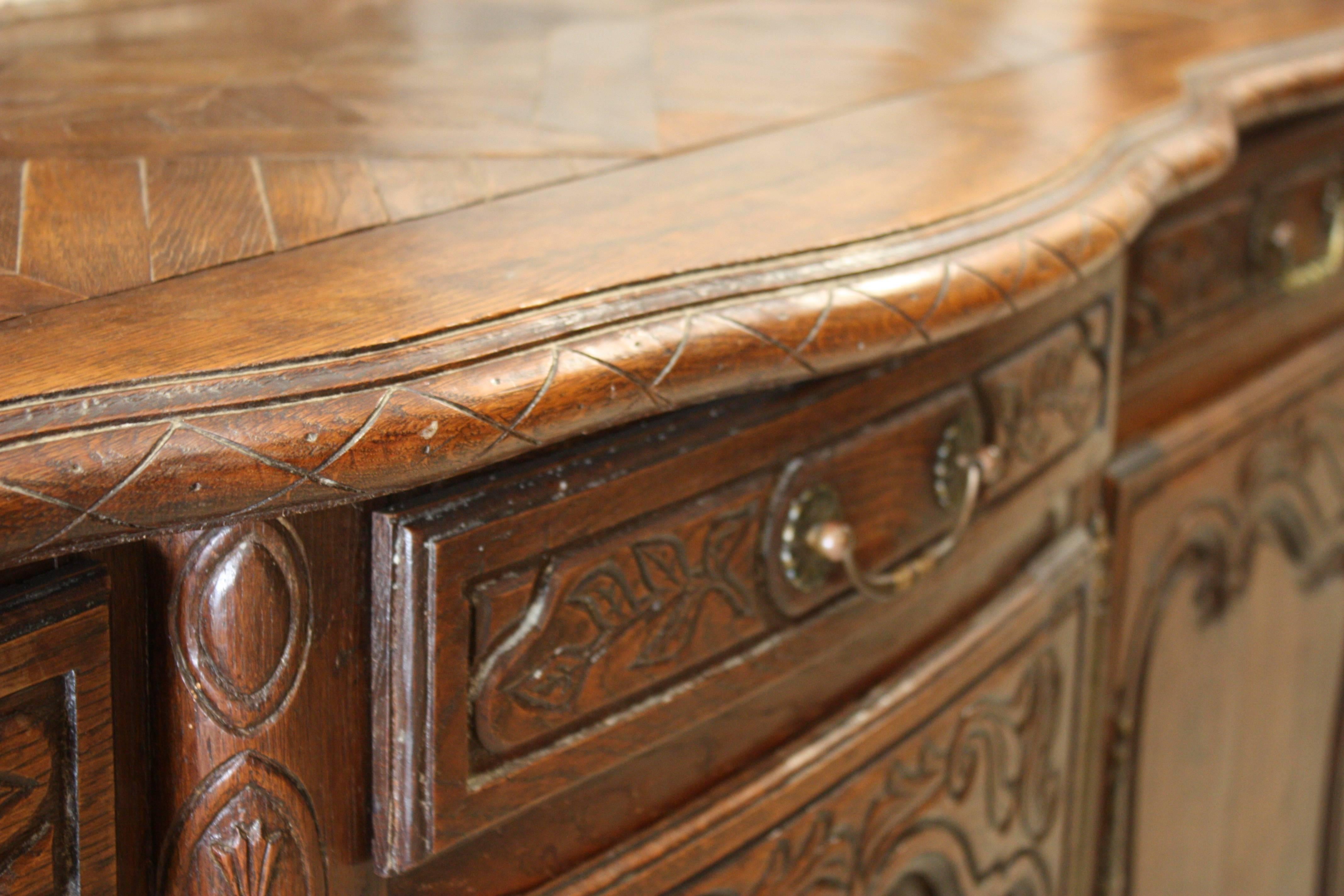 Antique French Louis XV Period Carved Oak Enfilade with Parquet Top, circa 1860 4