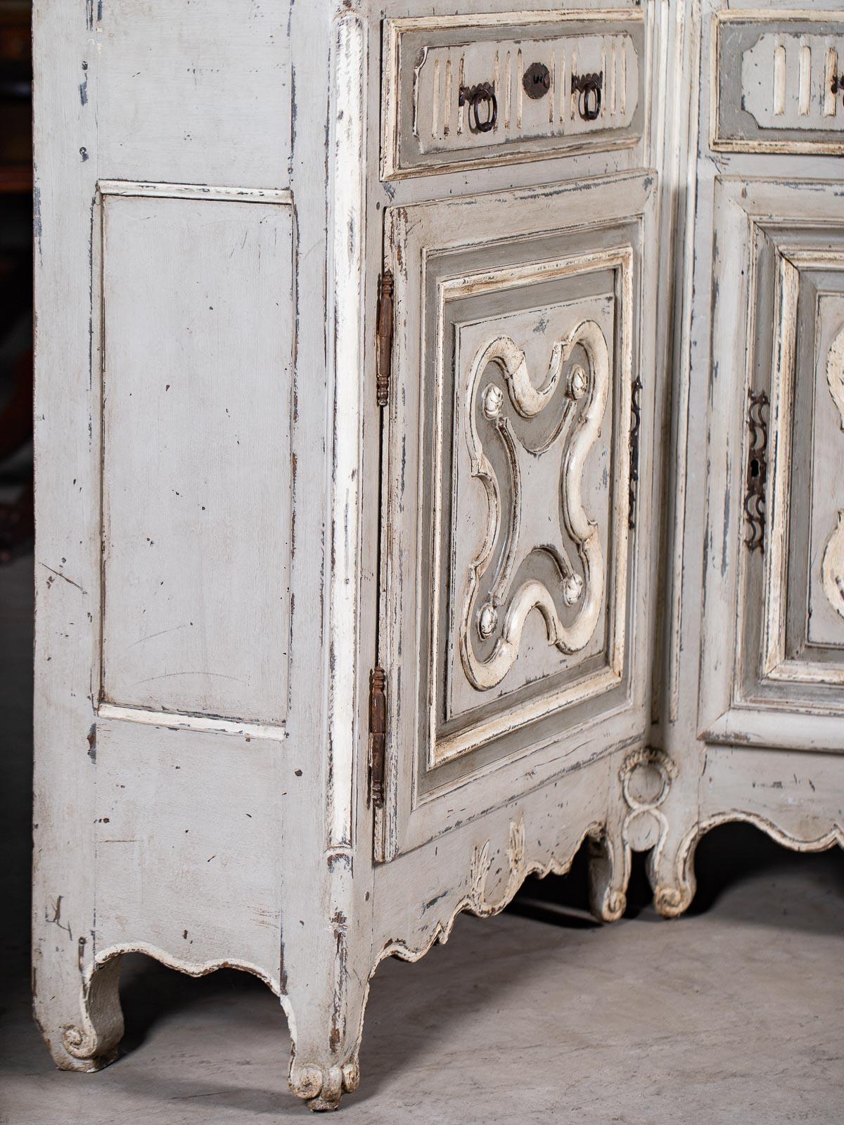 Antique French Louis XV Period Painted and Carved Corner Cabinet, circa 1740 In Excellent Condition For Sale In Houston, TX