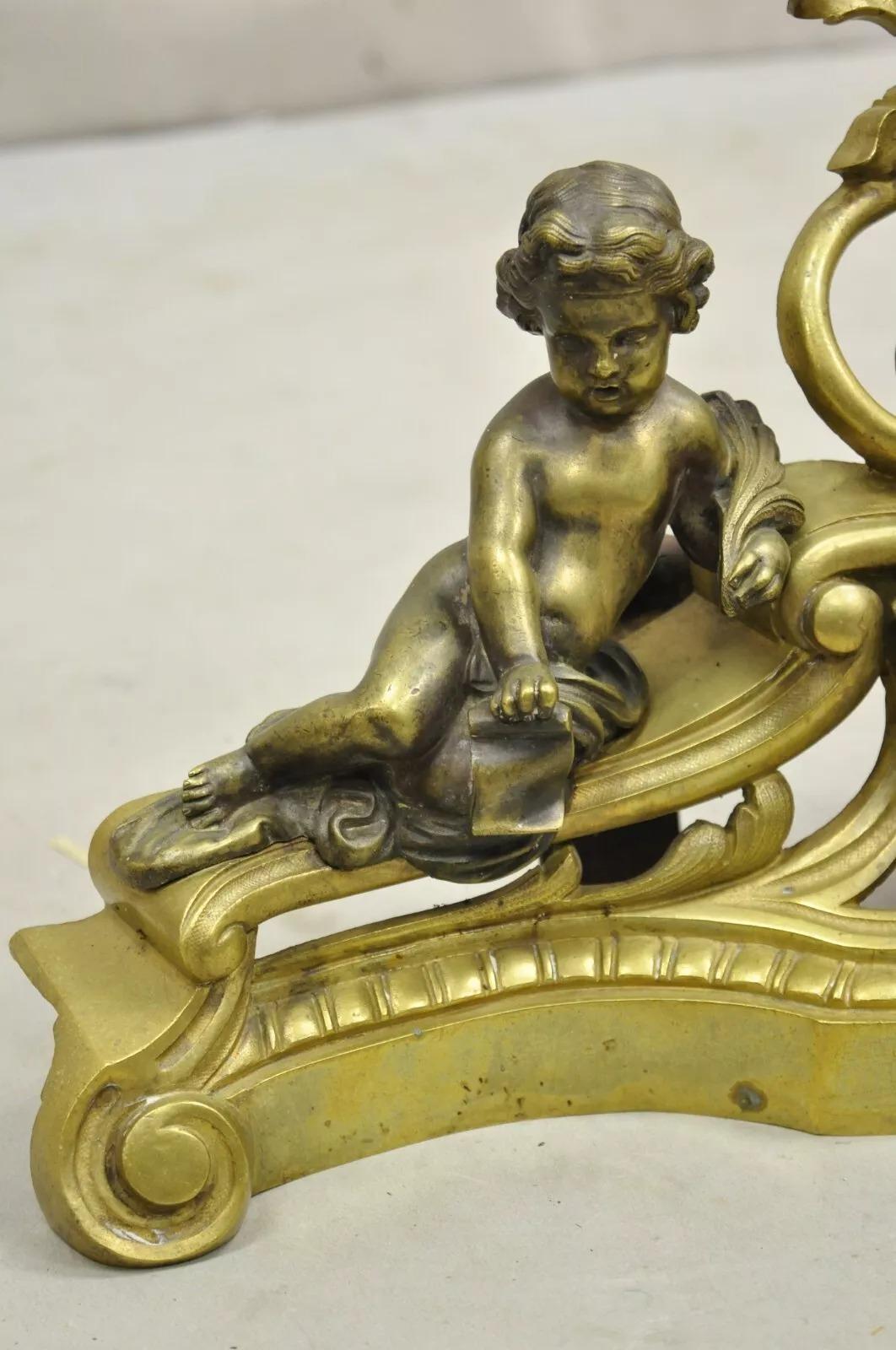 Antike französische Cherub-Acanthus-Blatt-Feuerböcke aus Bronze im Louis-XV-Rokoko-Stil im Rokoko-Stil, Paar im Angebot 5