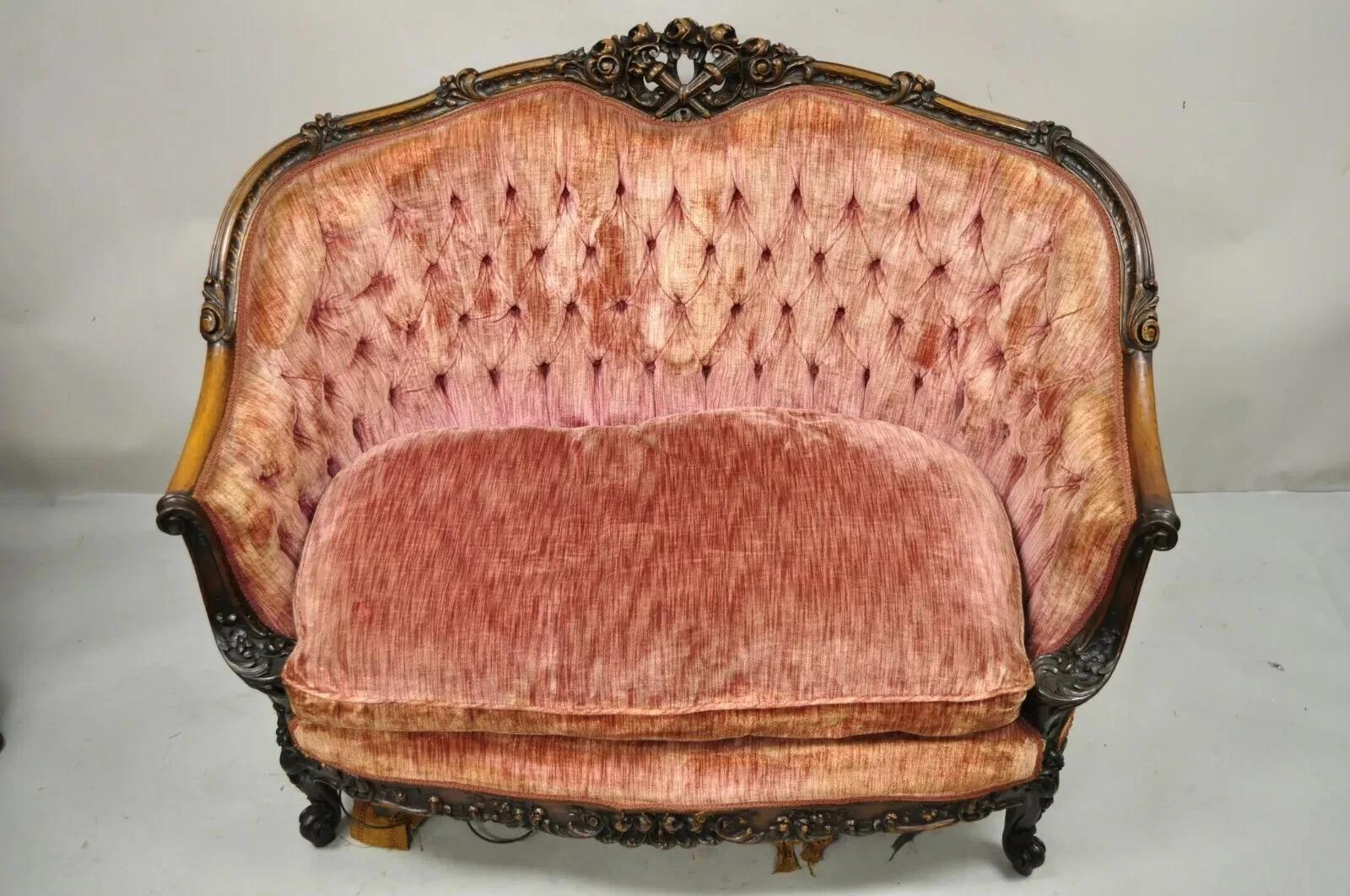 Antique French Louis XV Rococo Style Ornate Carved Walnut Settee Loveseat Sofà in vendita 5