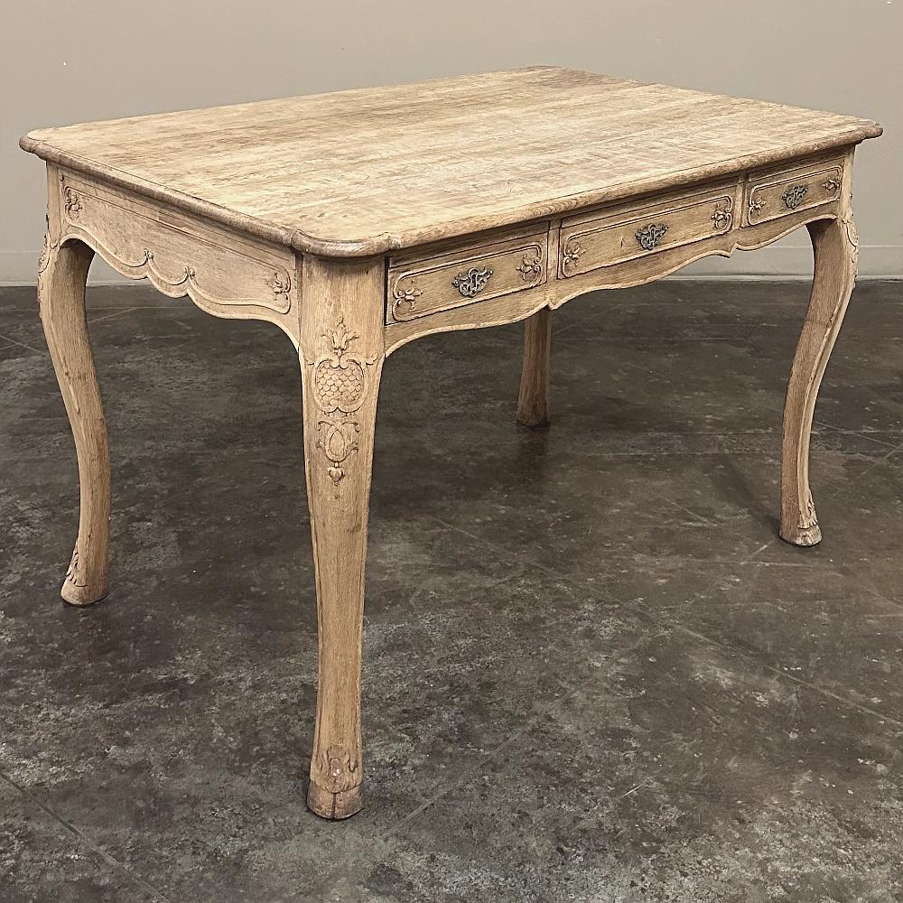 Antique French Louis XV Stripped Desk ~ Bureau Plat In Good Condition For Sale In Dallas, TX
