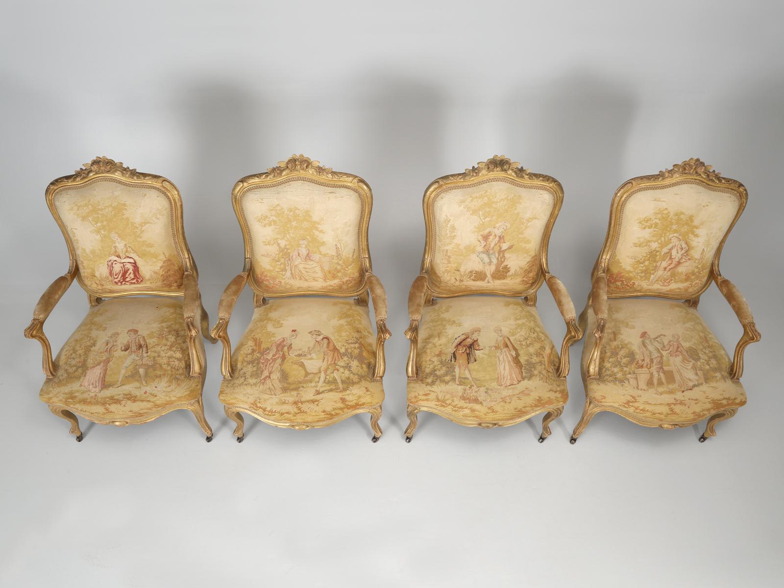 Tessuto Antique French Poltrone in stile Luigi XV con tessuto originale e cornici dorate, set di 4 poltrone in vendita