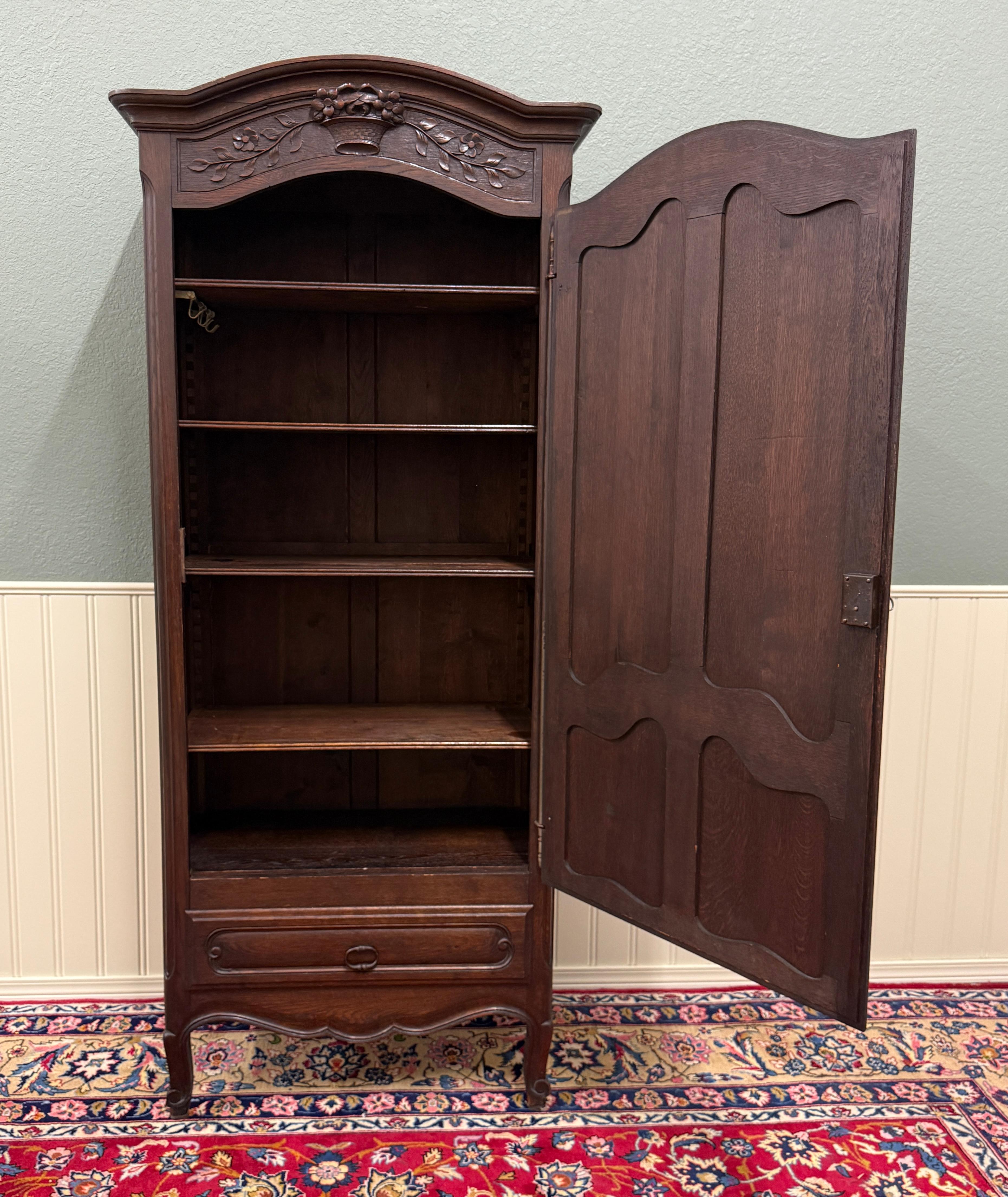 Antique French Louis XV Style Armoire Cupboard Linen Cabinet Bonnetiere Oak For Sale 11