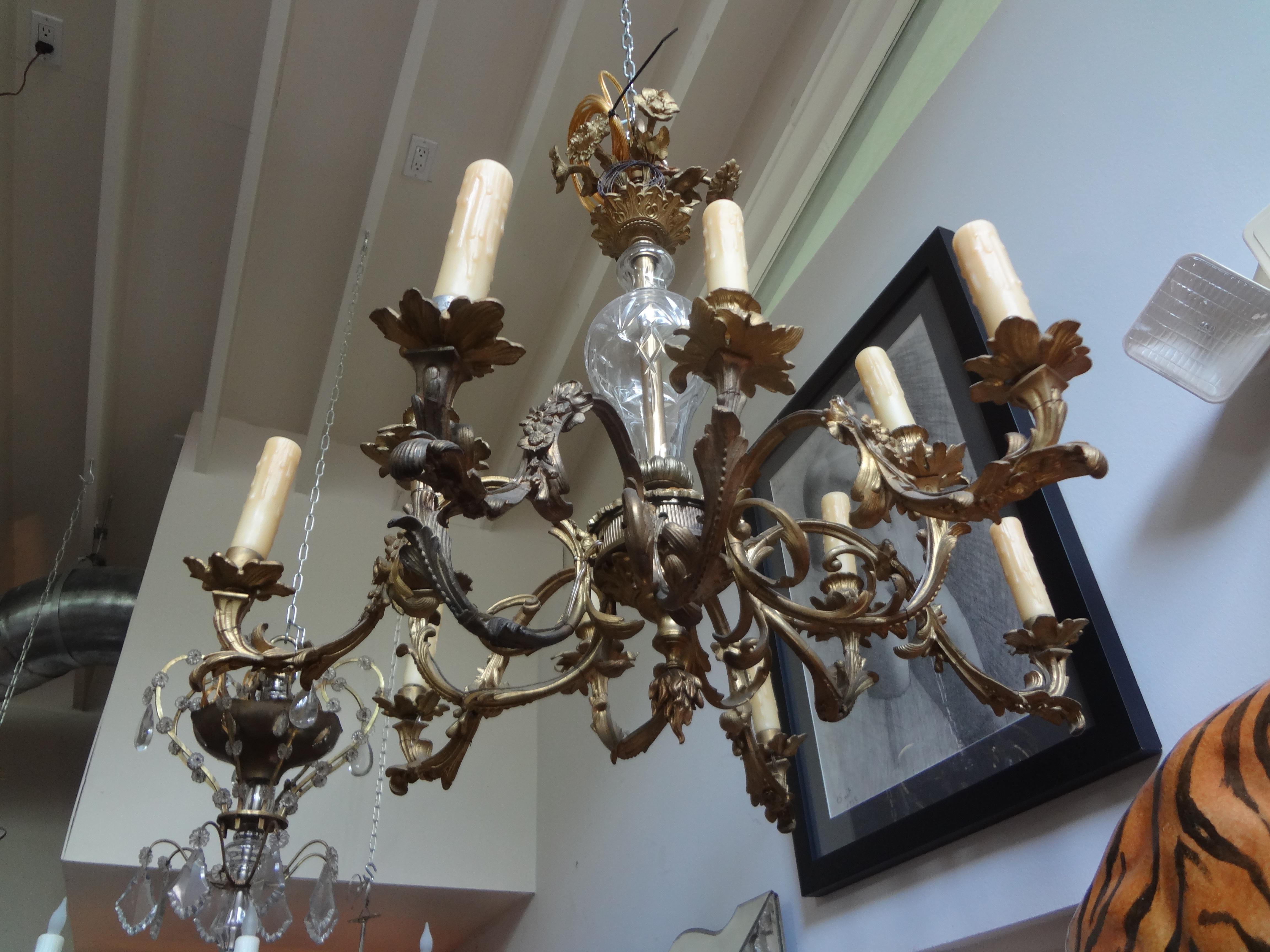 Antique French Louis XV Style Bronze and Crystal Chandelier For Sale 7