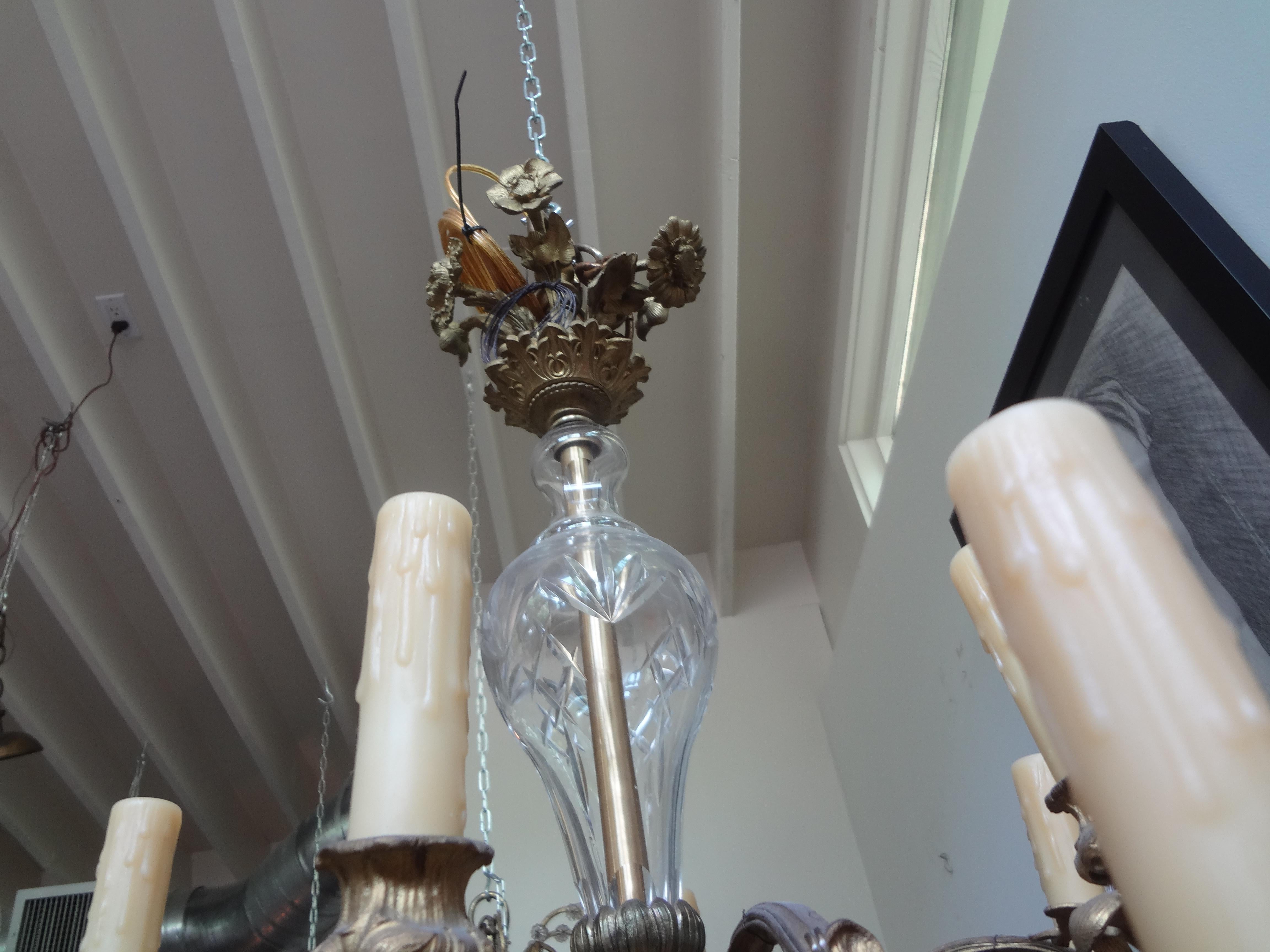 Antique French Louis XV Style Bronze and Crystal Chandelier For Sale 4
