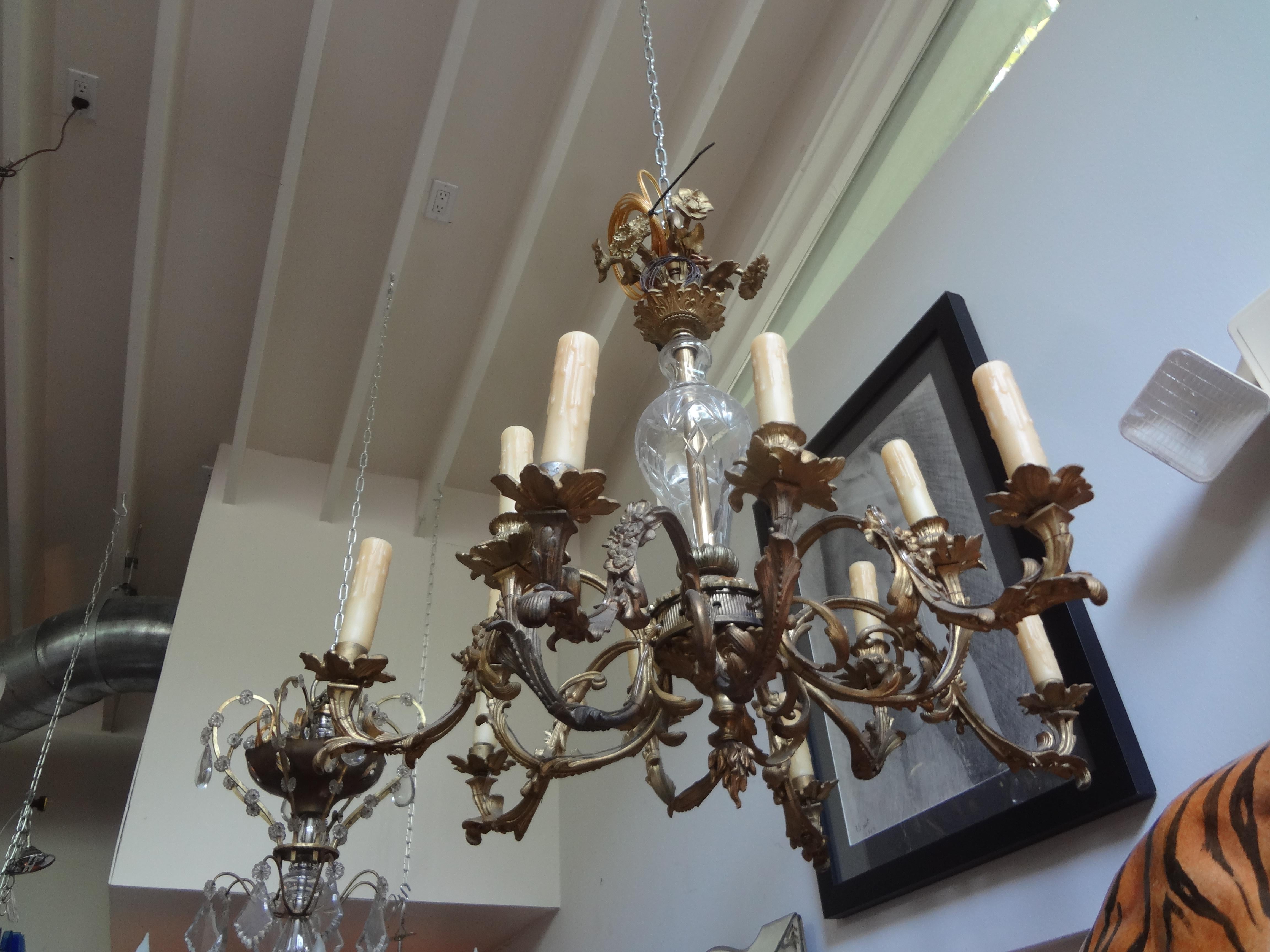 Antique French Louis XV Style Bronze and Crystal Chandelier For Sale 5