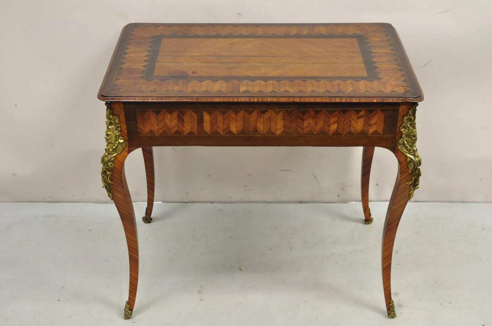 Bureau d'écriture français ancien de style Louis XV à 1 tiroir incrusté de marqueterie sur bronze en vente 4
