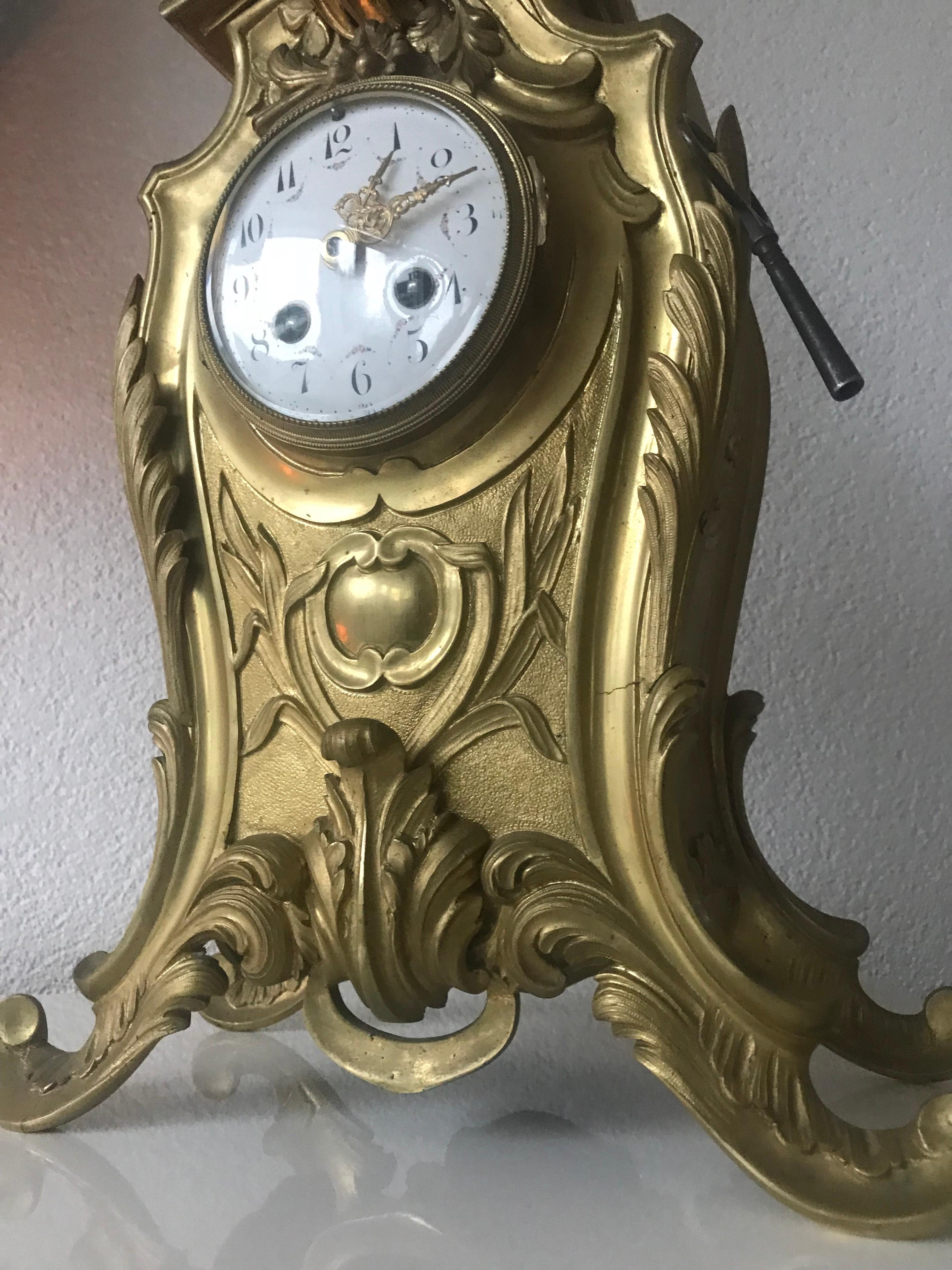 Antique French Louis XV Style Bronze Pendulum Mantel Clock with Flowery Decor For Sale 2