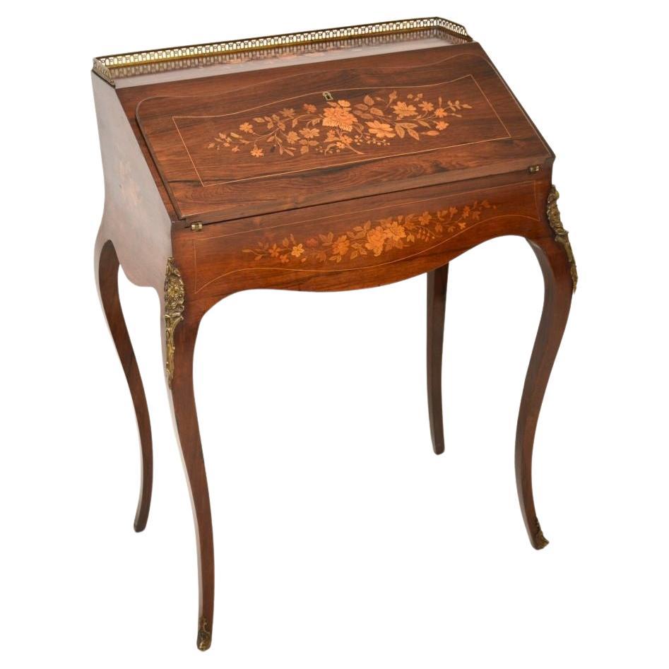 Bureau français ancien de style Louis XV en vente