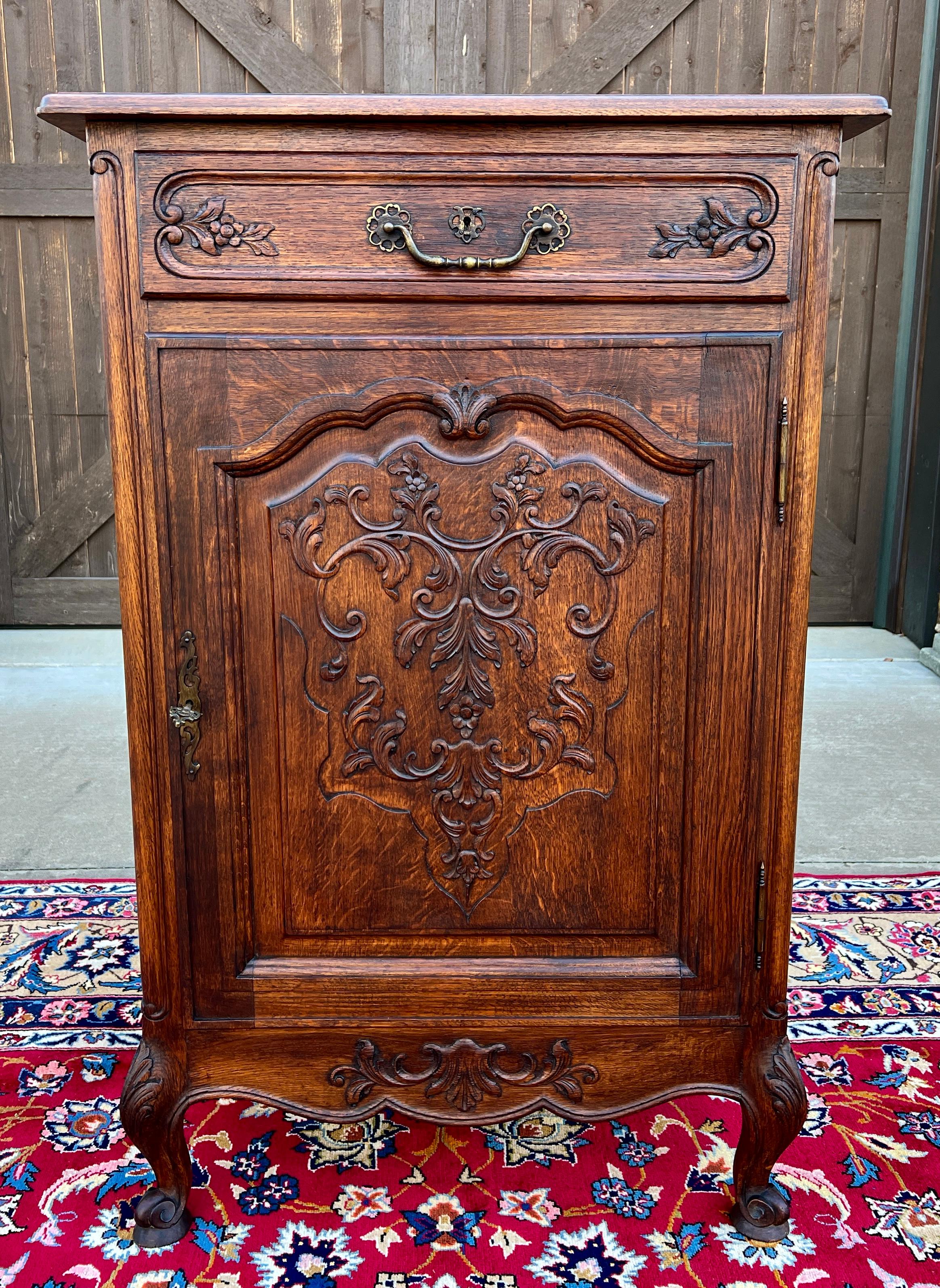 Antique French Louis XV Style Cabinet Cupboard w Drawer Carved Oak Tall 1920s For Sale 8