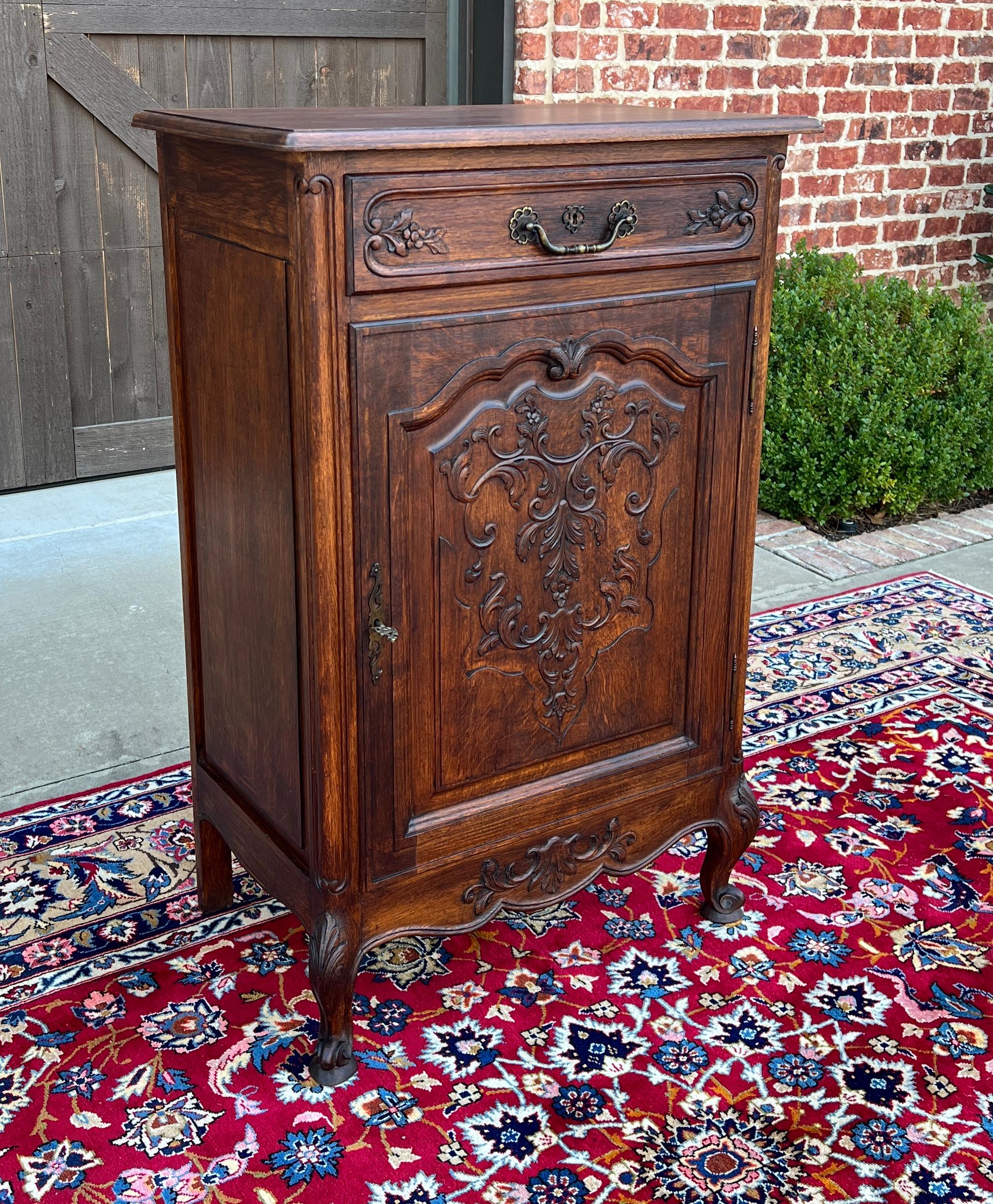 Antique French Louis XV Style Cabinet Cupboard w Drawer Carved Oak Tall 1920s For Sale 9