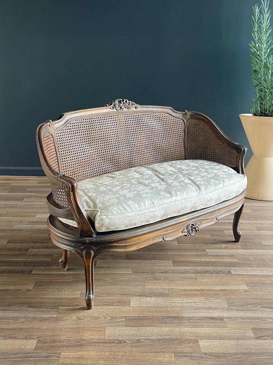 Antique French Louis XV Style Caned Settee Sofa In Good Condition In Los Angeles, CA