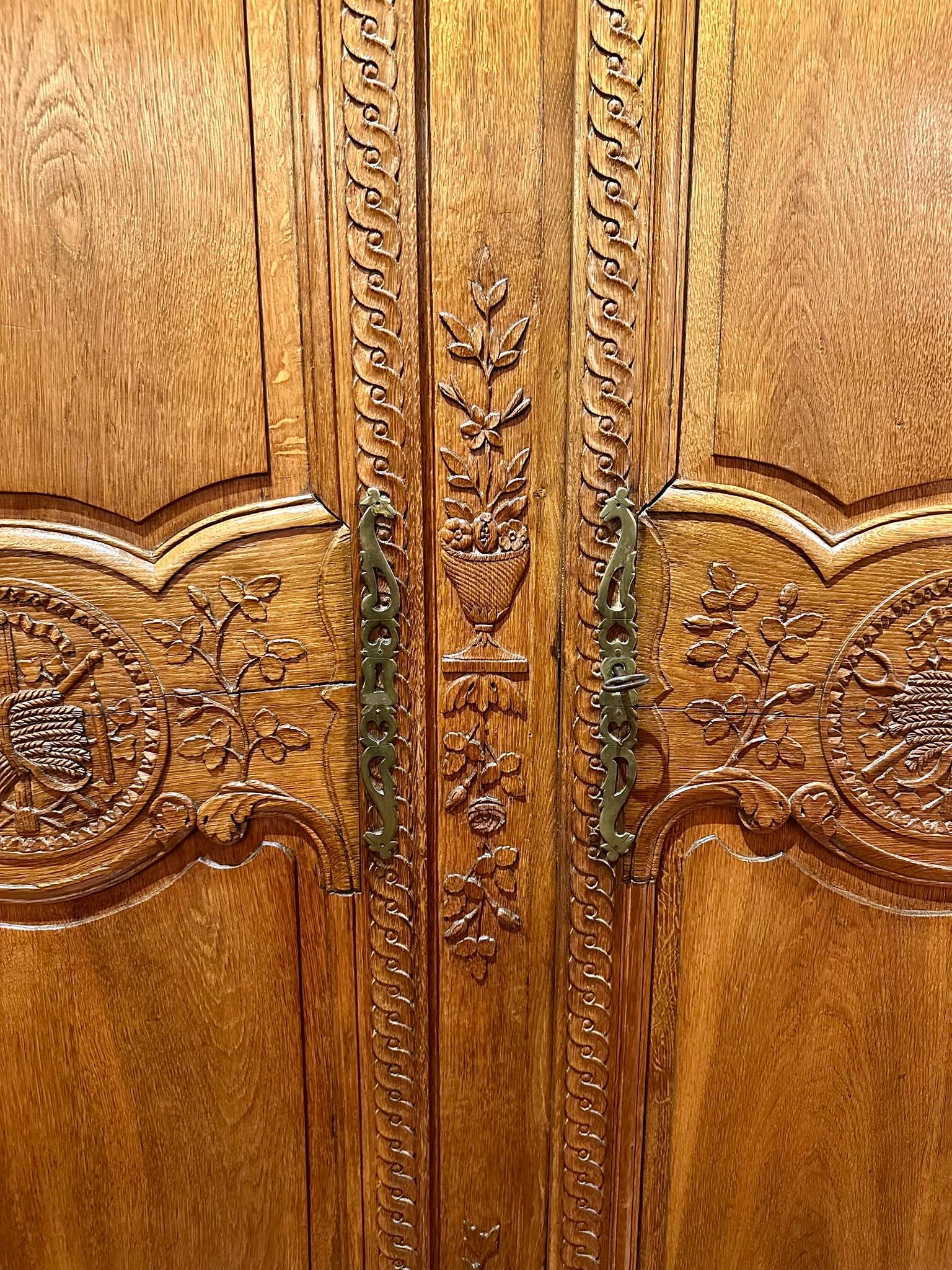 Antique French Louis XV Style Carved Oak 