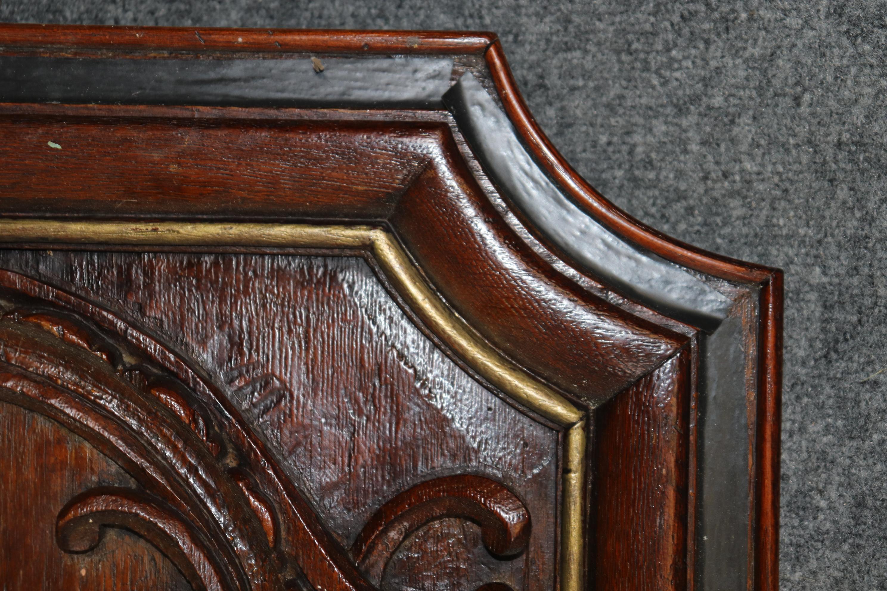 Antique French Louis XV Style Carved Oak Gilded Boiserie Door Topper For Sale 4