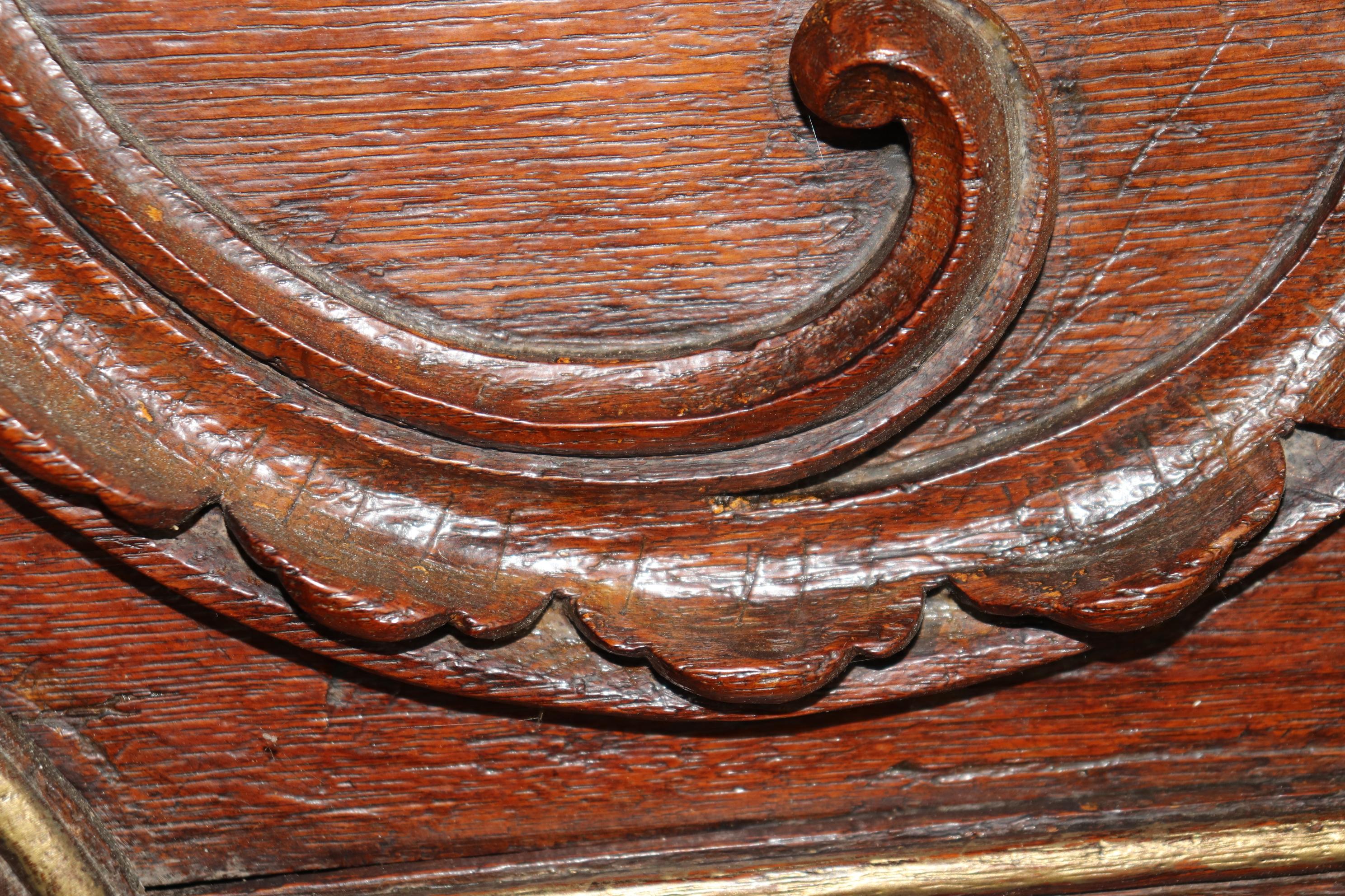 Antique French Louis XV Style Carved Oak Gilded Boiserie Door Topper For Sale 5