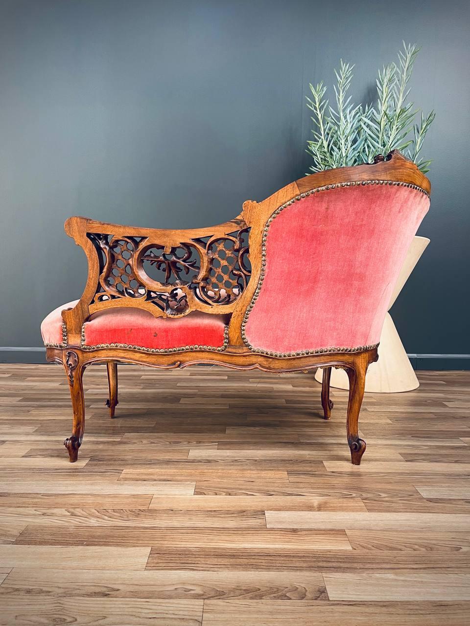 Upholstery Antique French Louis XV-Style Carved Walnut Chaise Lounge