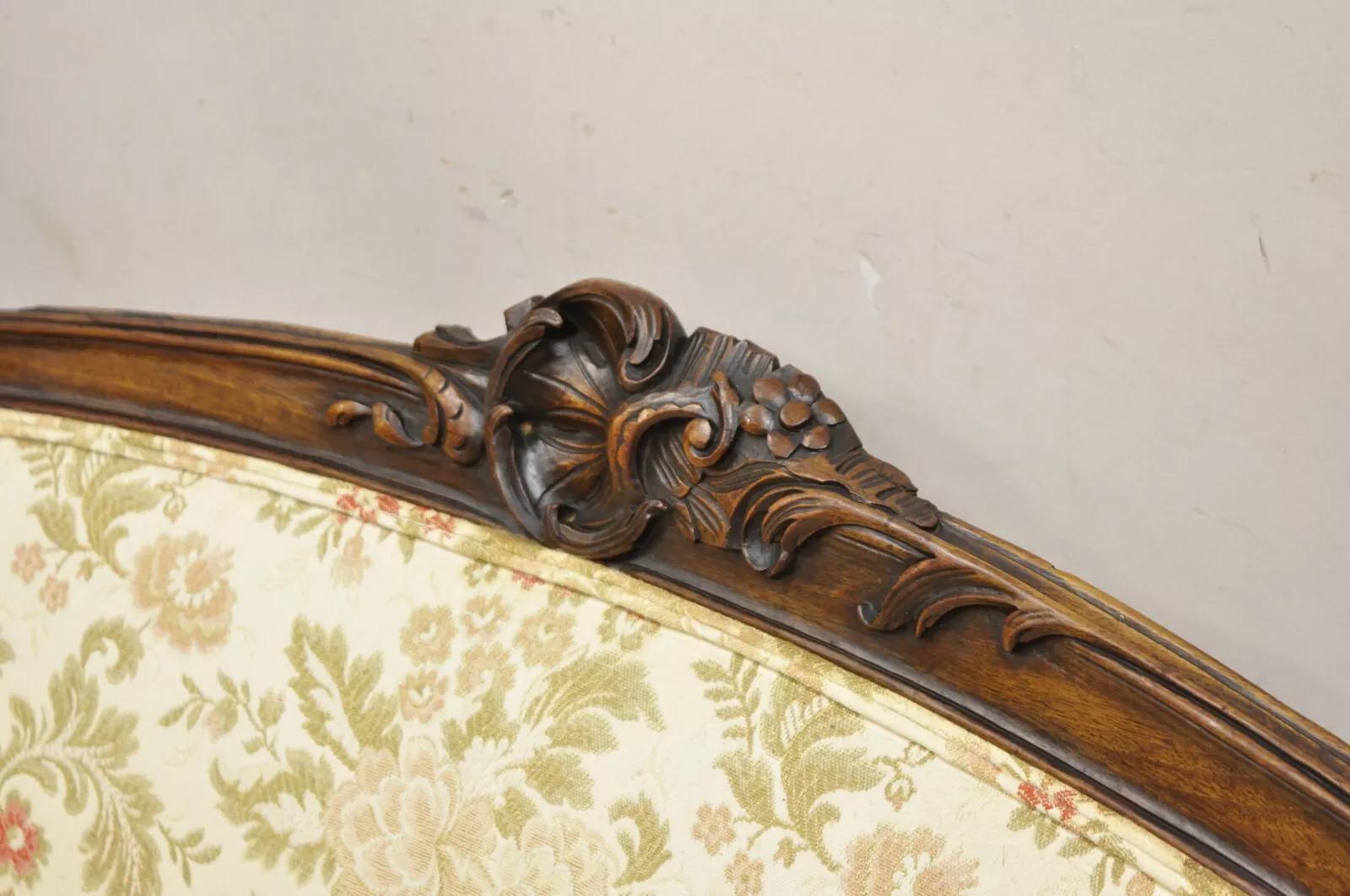 Antique French Louis XV Style Carved Walnut Small Loveseat Settee Sofa In Good Condition For Sale In Philadelphia, PA
