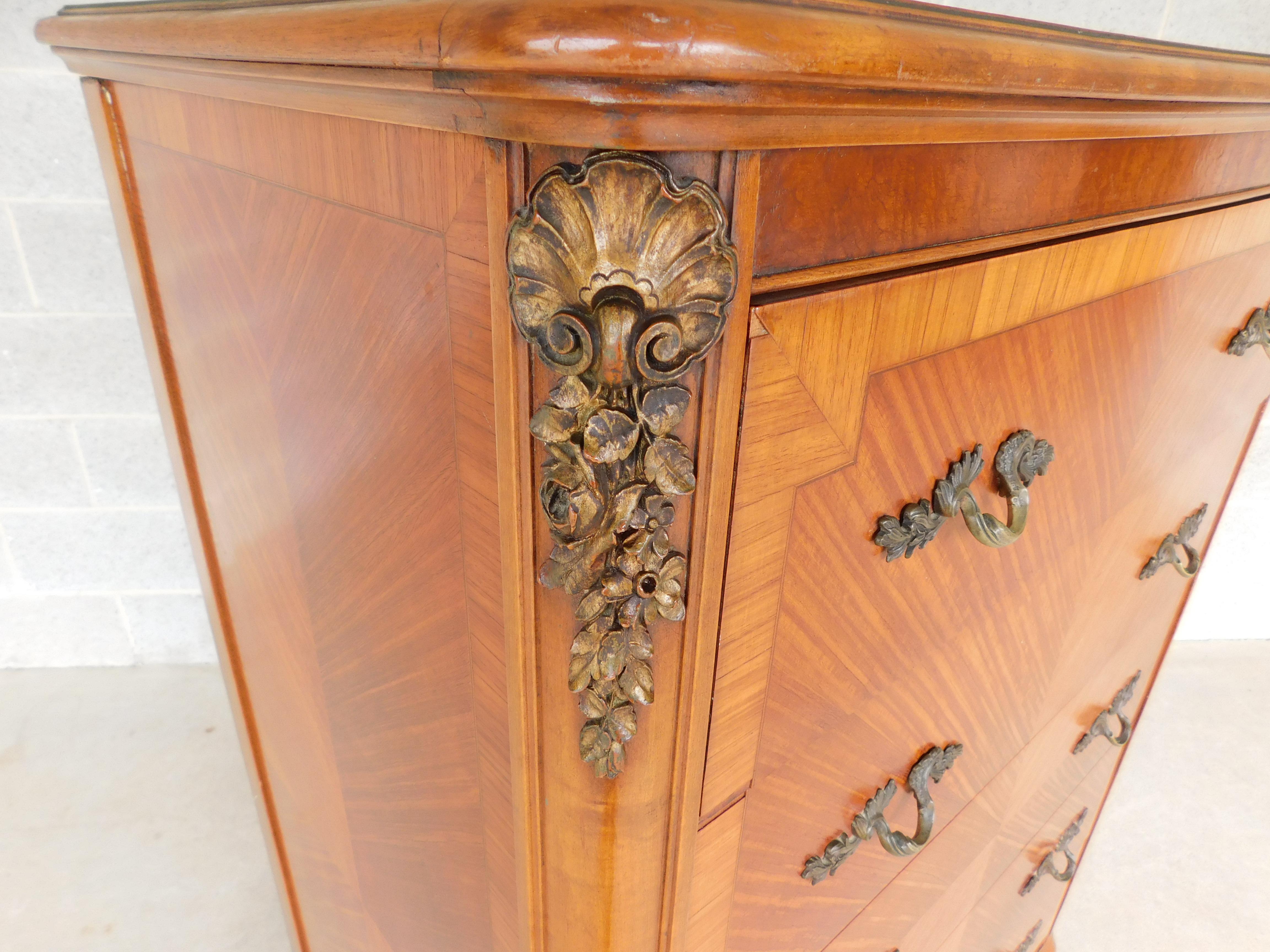 Antique French Louis XV Style Chest by Bethlehem Furniture In Good Condition In Parkesburg, PA